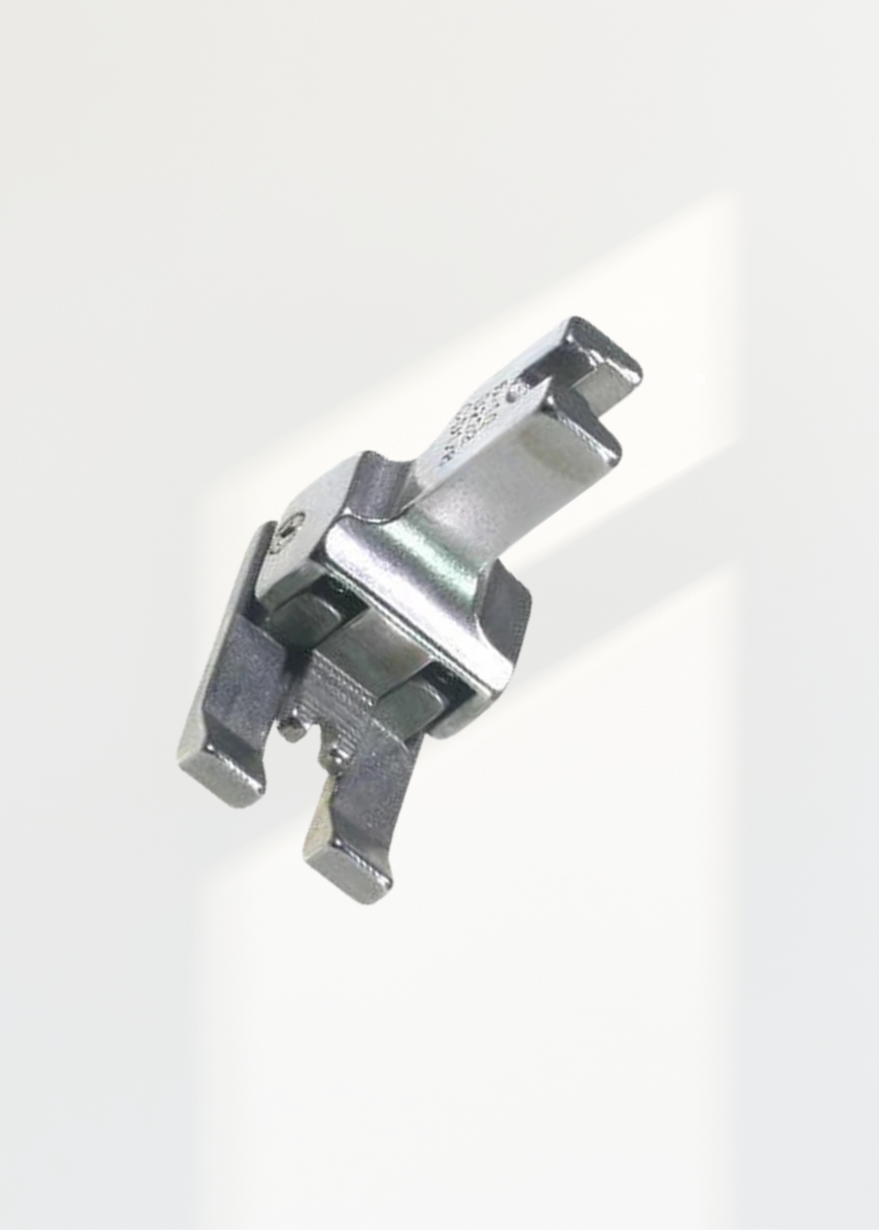 1/8" Double Comp Foot - Universal D232