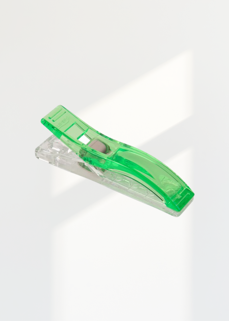 24/Pack Clover Jumbo Wonder Clips - 2 1/4" X 1/2" - Green/Silver