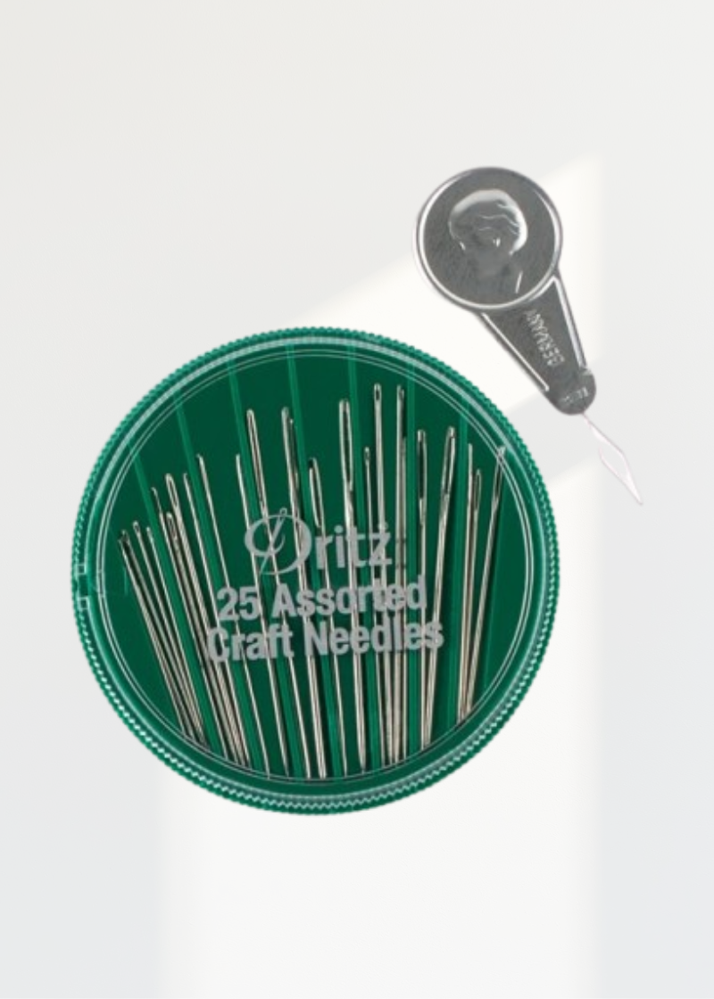 25 Assorted Craft Needles & Threader