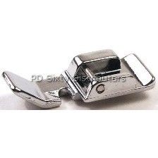 ZIPPER FOOT