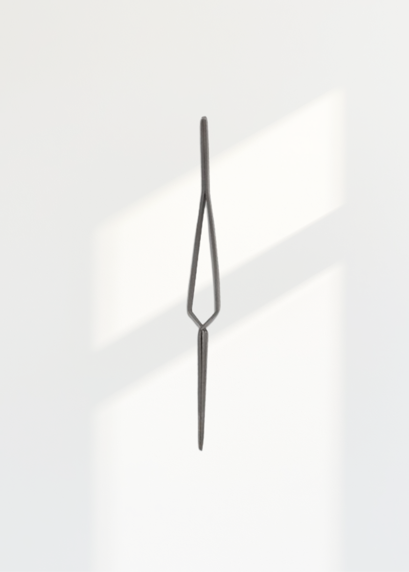 4 1/2" Self Closing Tweezers