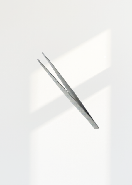 6 Stainless Tweezer - Universal TWE8