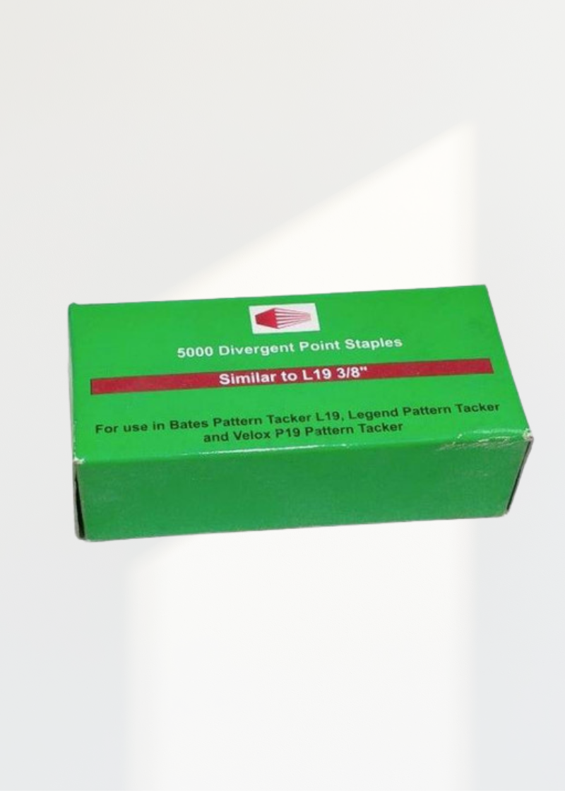 Box of Staples For Bates - Universal L19-3/8