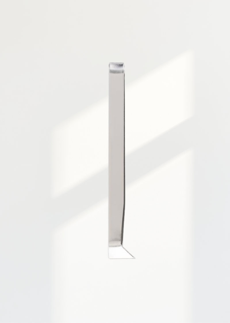 Clover Flat End & Sharp Point Thread Tweezers - 3"