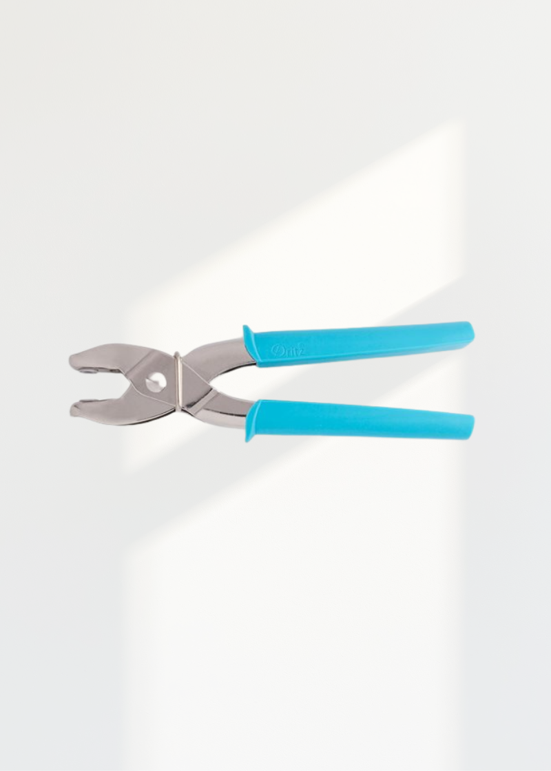 Dritz Eyelet Plier Kit