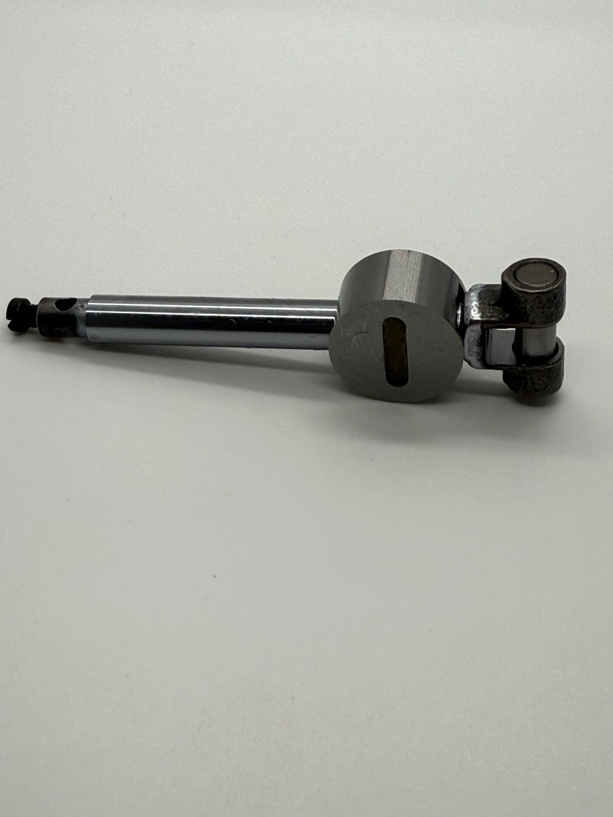 Upper Looper Holder Good - Industrial Sewing Machine Part 118-31617 B2512-804-OAO 132-24308