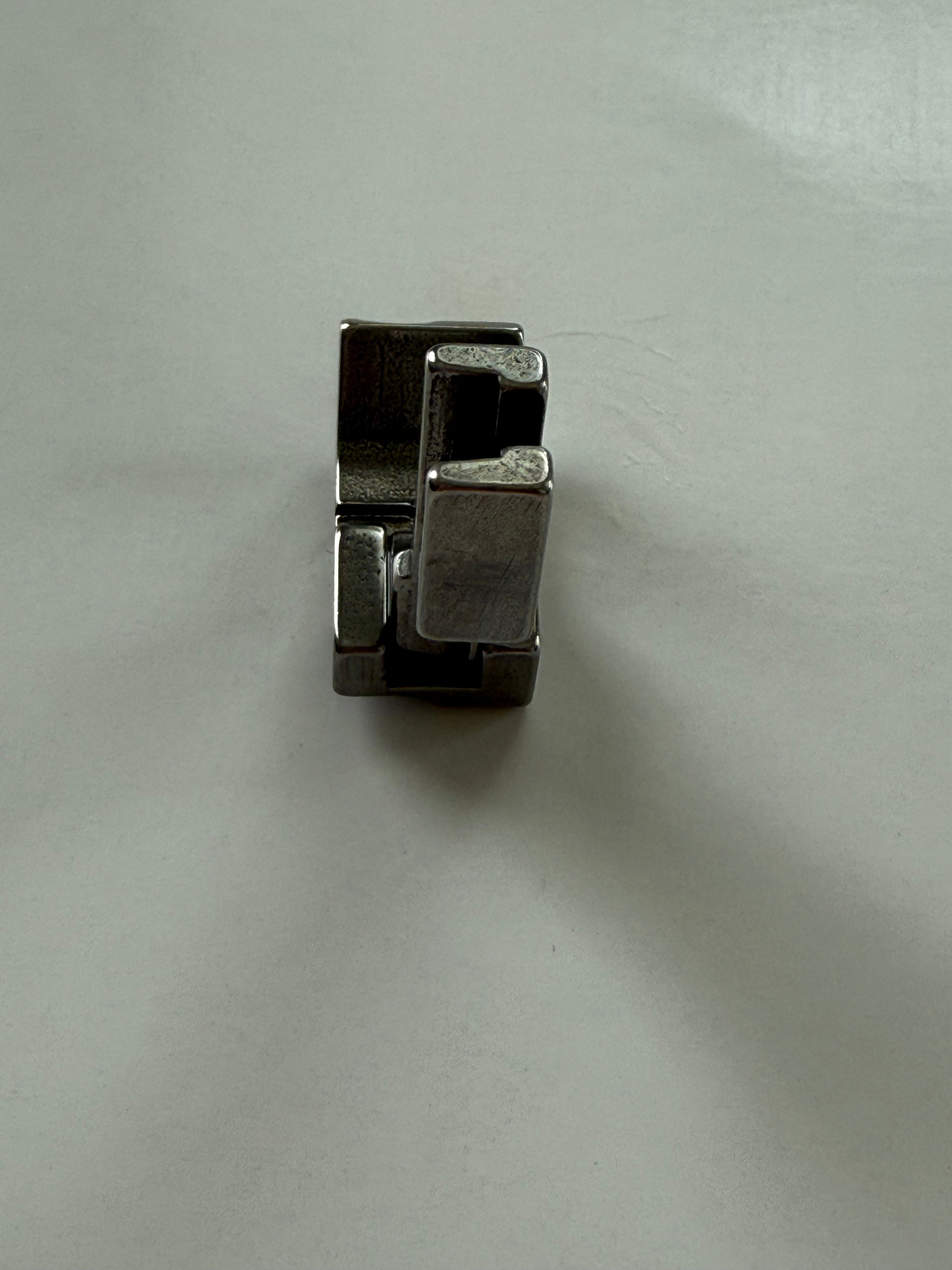 Piping Feet(Right) - Industrial Sewing Machine Part P69RH 3 16