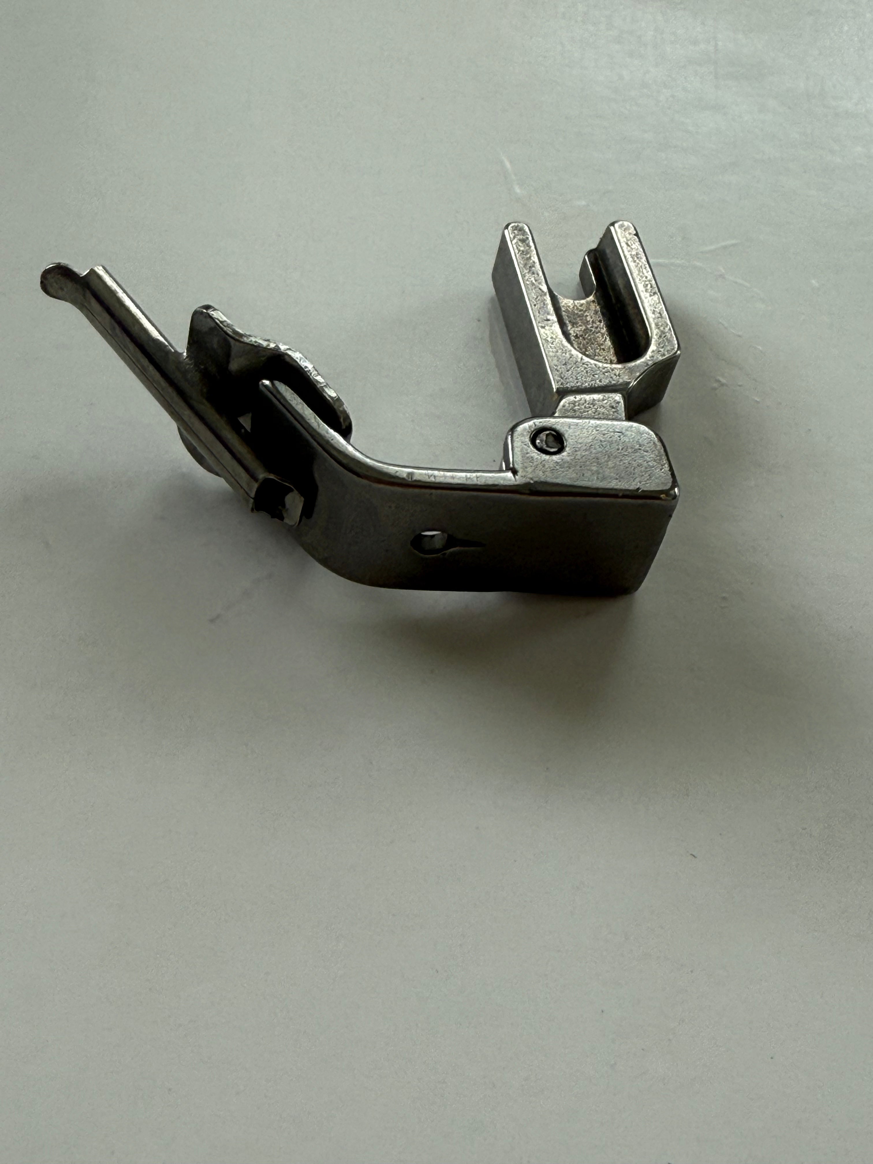 Presser Foot - Industrial Sewing Machine Part P318R 1 8