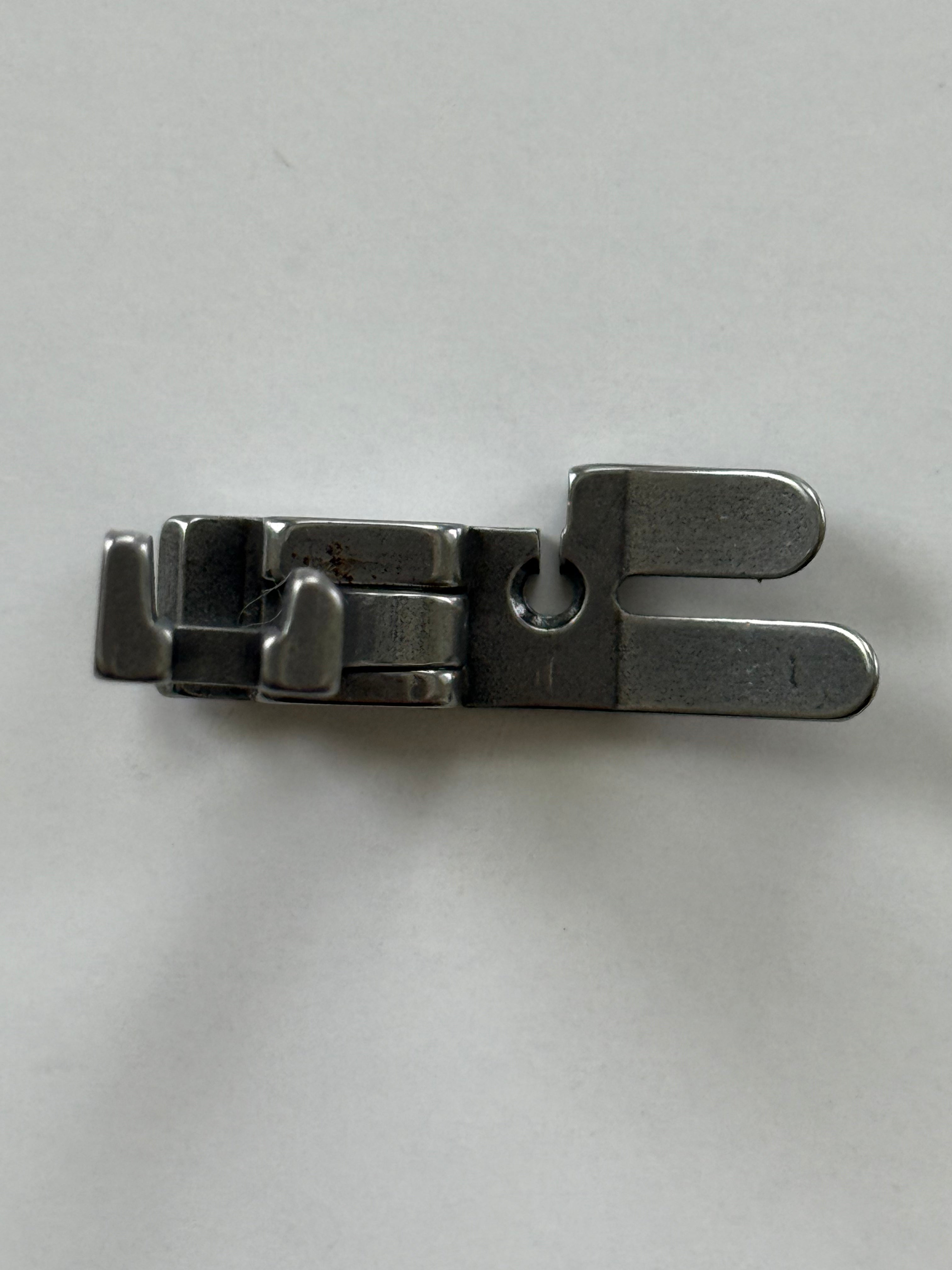 Presser Foot - Industrial Sewing Machine Part B1524-522-NAA 1 8