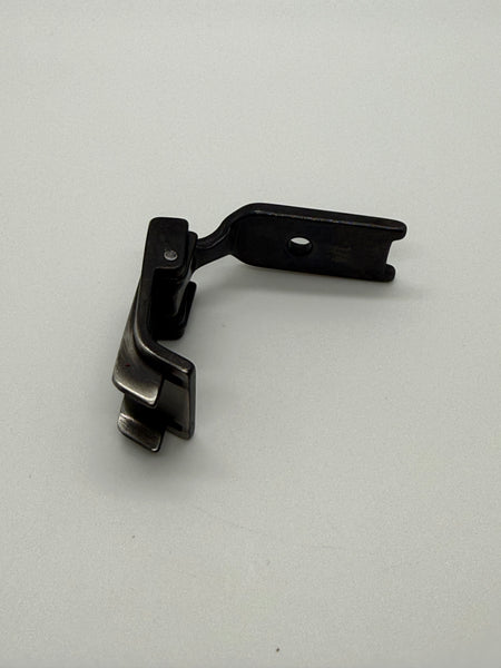 Brassiere Feet With Compensating Guide - Industrial Sewing Machine Part S570DG 1 4*1 16