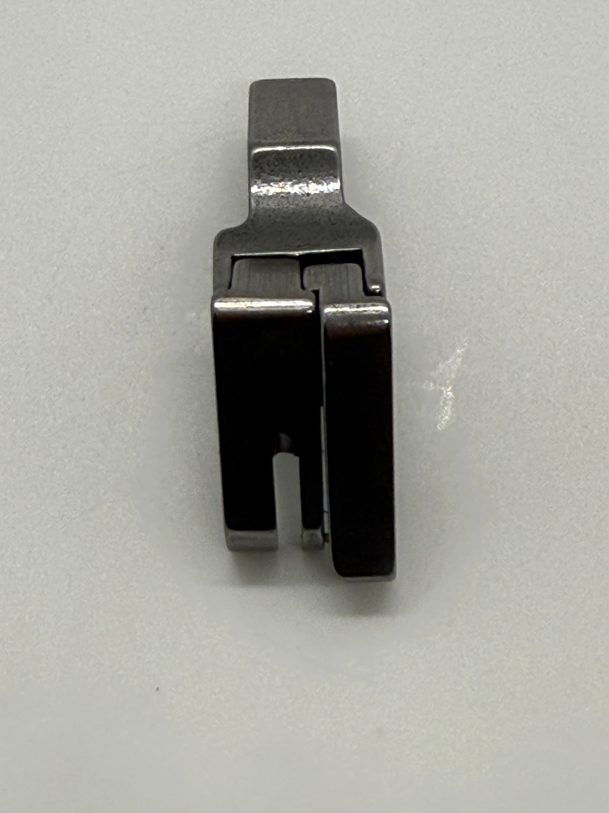 Presser Foot(Good) - Industrial Sewing Machine Part CL1 8E 222L