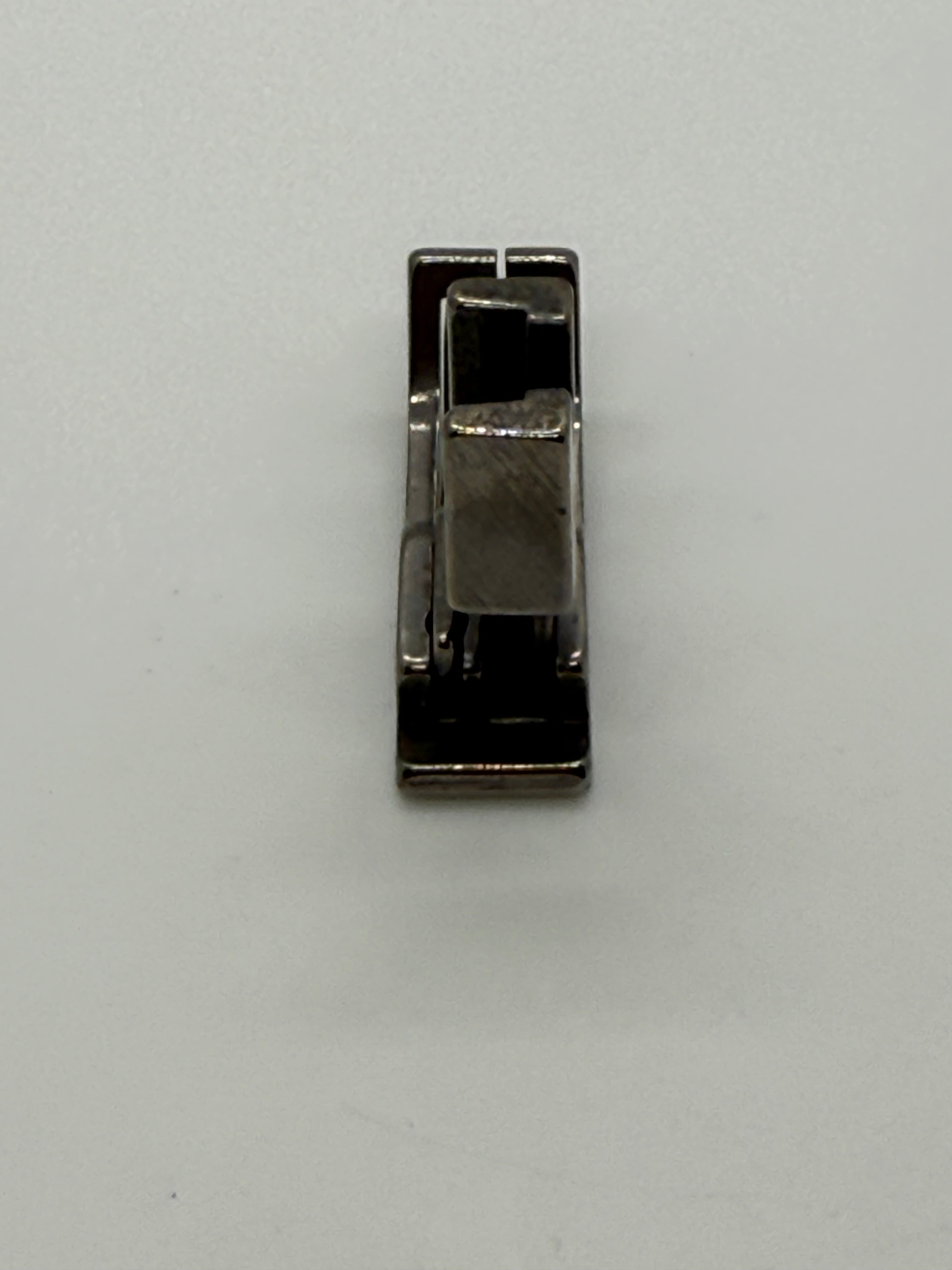 Steel Presser Foot - Industrial Sewing Machine Part SP-18R 1 16 A