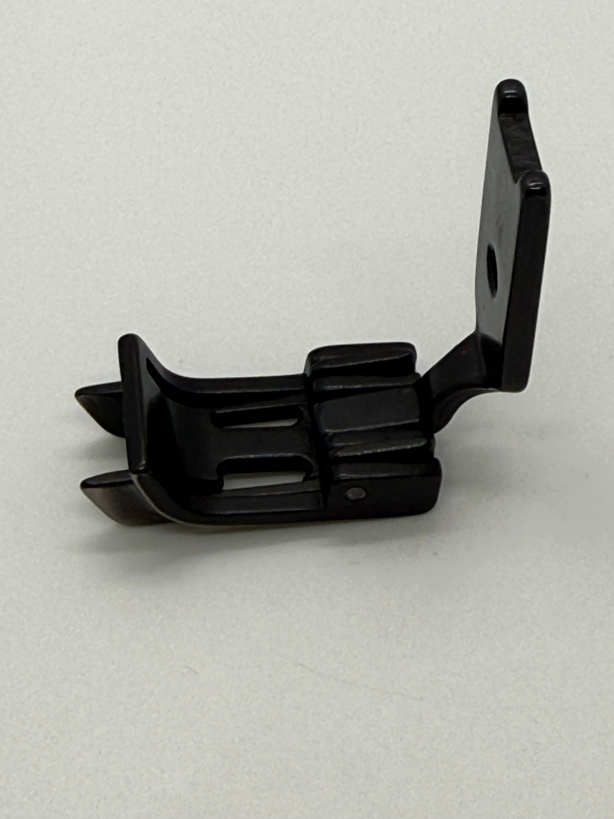 Brassiere Feet With - Industrial Sewing Machine Part S570DG 1 4*1 32