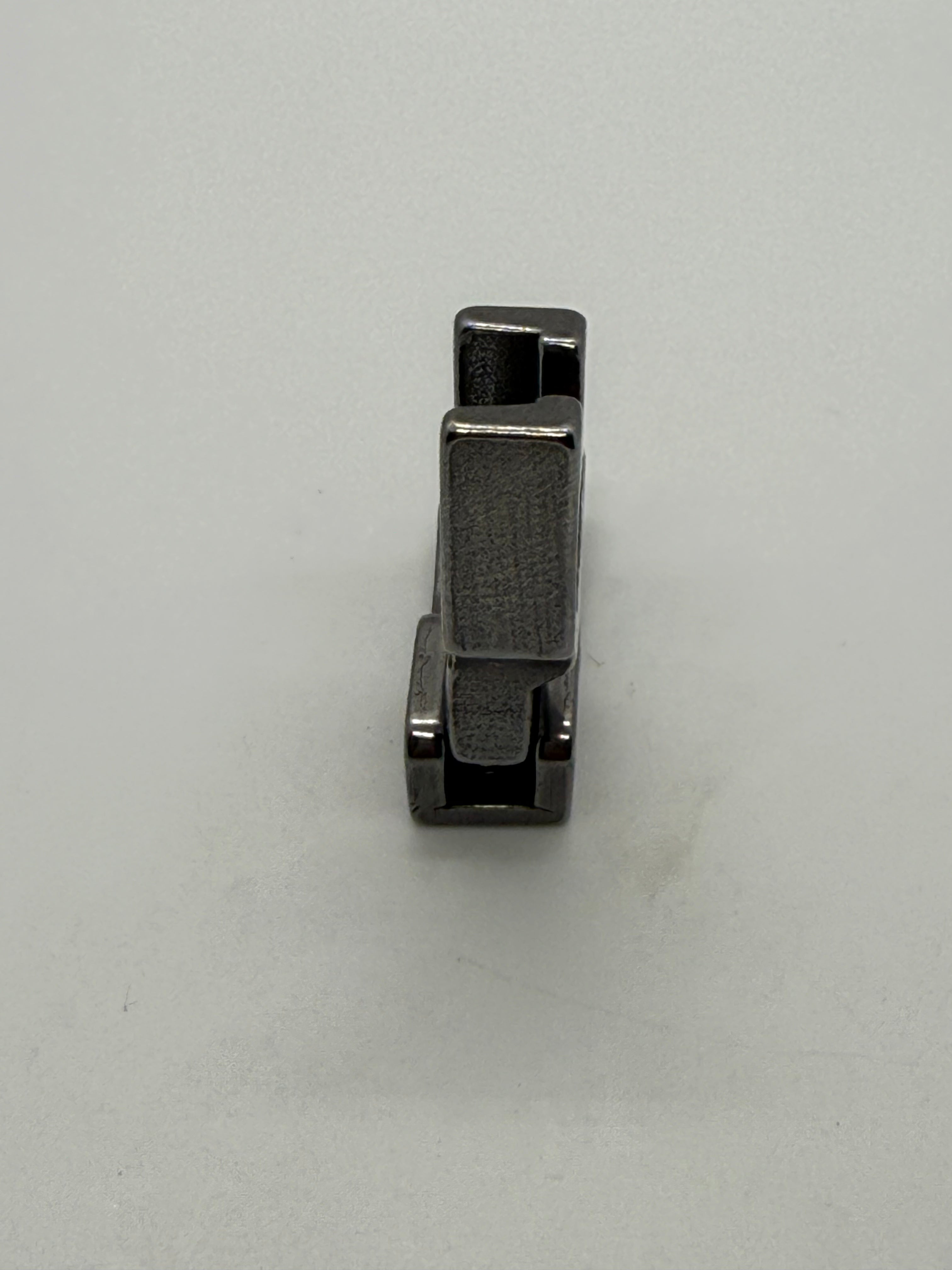 Presser Foot - Industrial Sewing Machine Part P58N 142058N