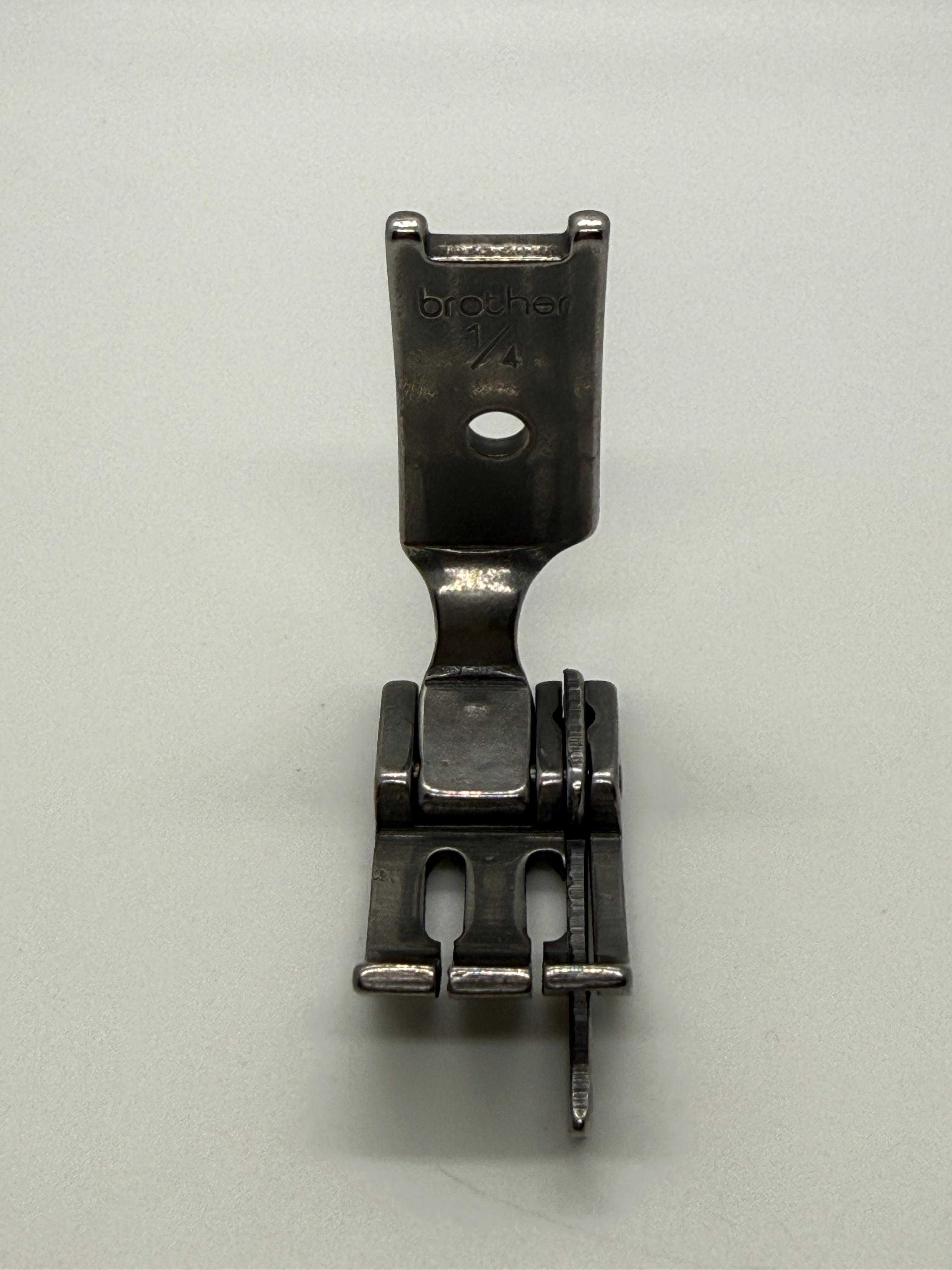 Presser Foot - Industrial Sewing Machine Part S570R 1 4*1 32R