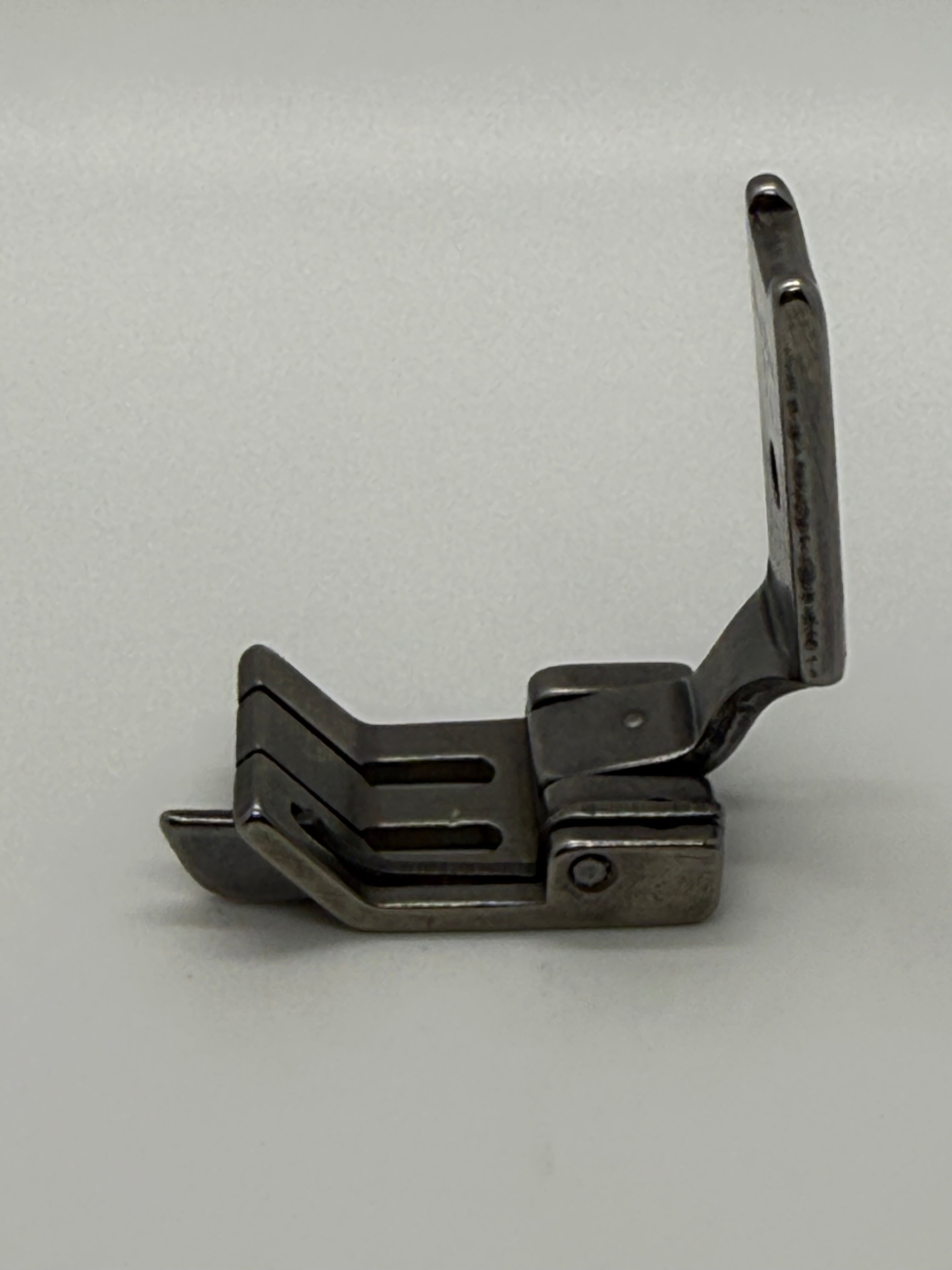 Presser Foot - Industrial Sewing Machine Part S570R 1 4*1 16 P742