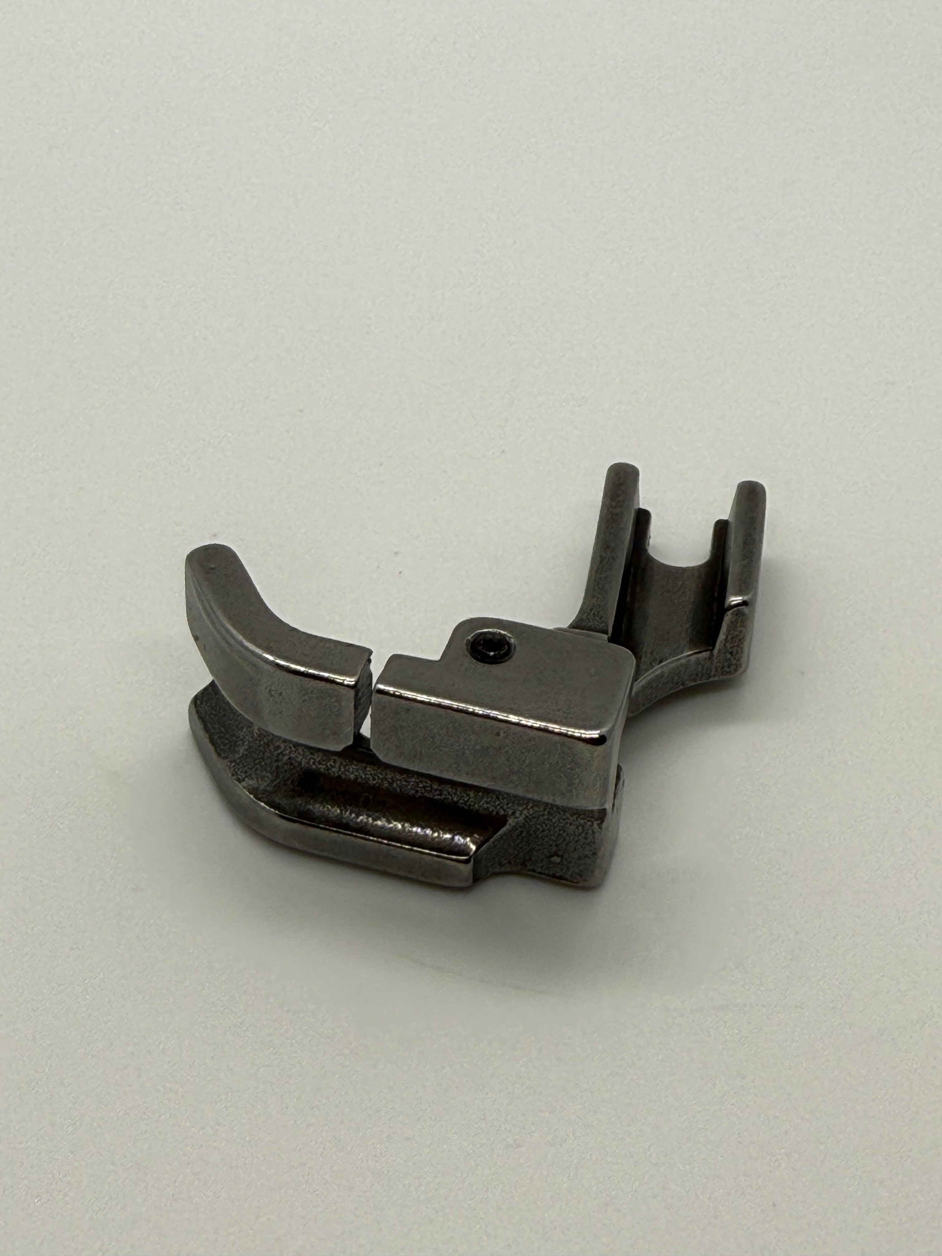Presse Foot - Industrial Sewing Machine Part P69LH 1 4