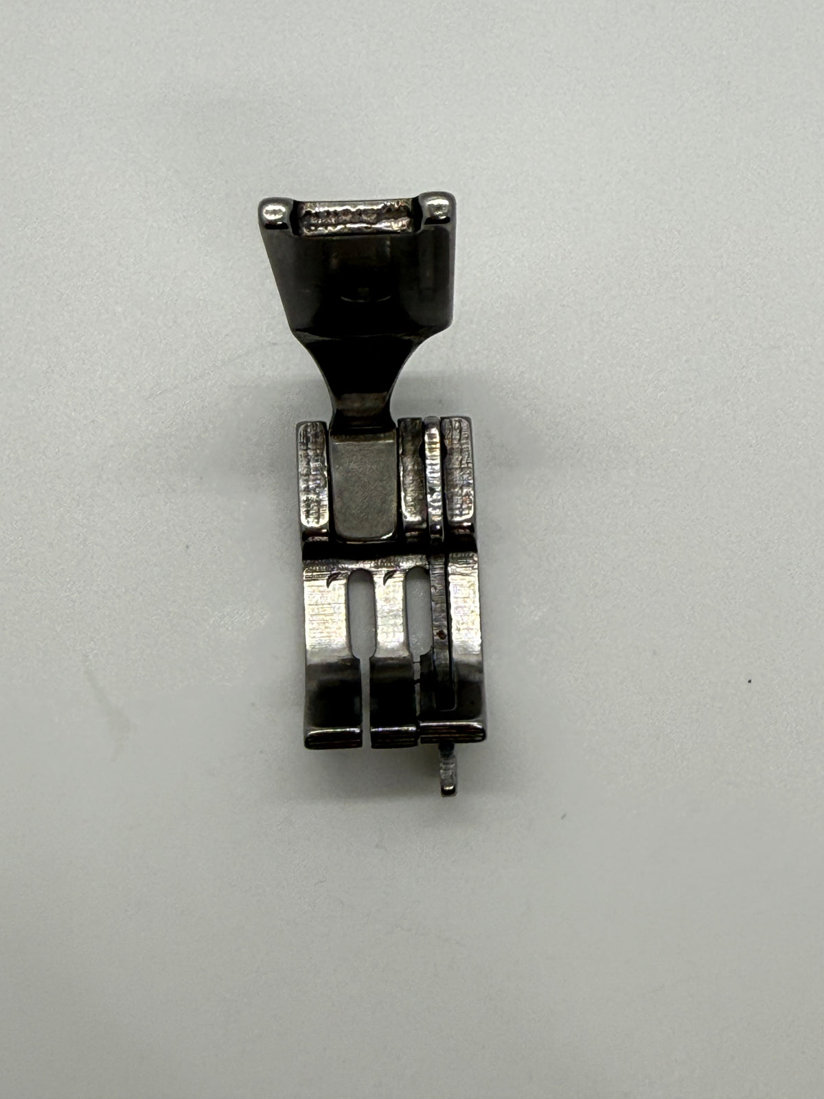 Presser Foot - Industrial Sewing Machine Part S570 3 16*1 32R