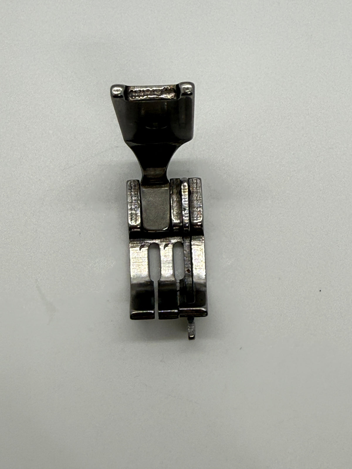 Presser Foot - Industrial Sewing Machine Part S570 3 16*1 32R