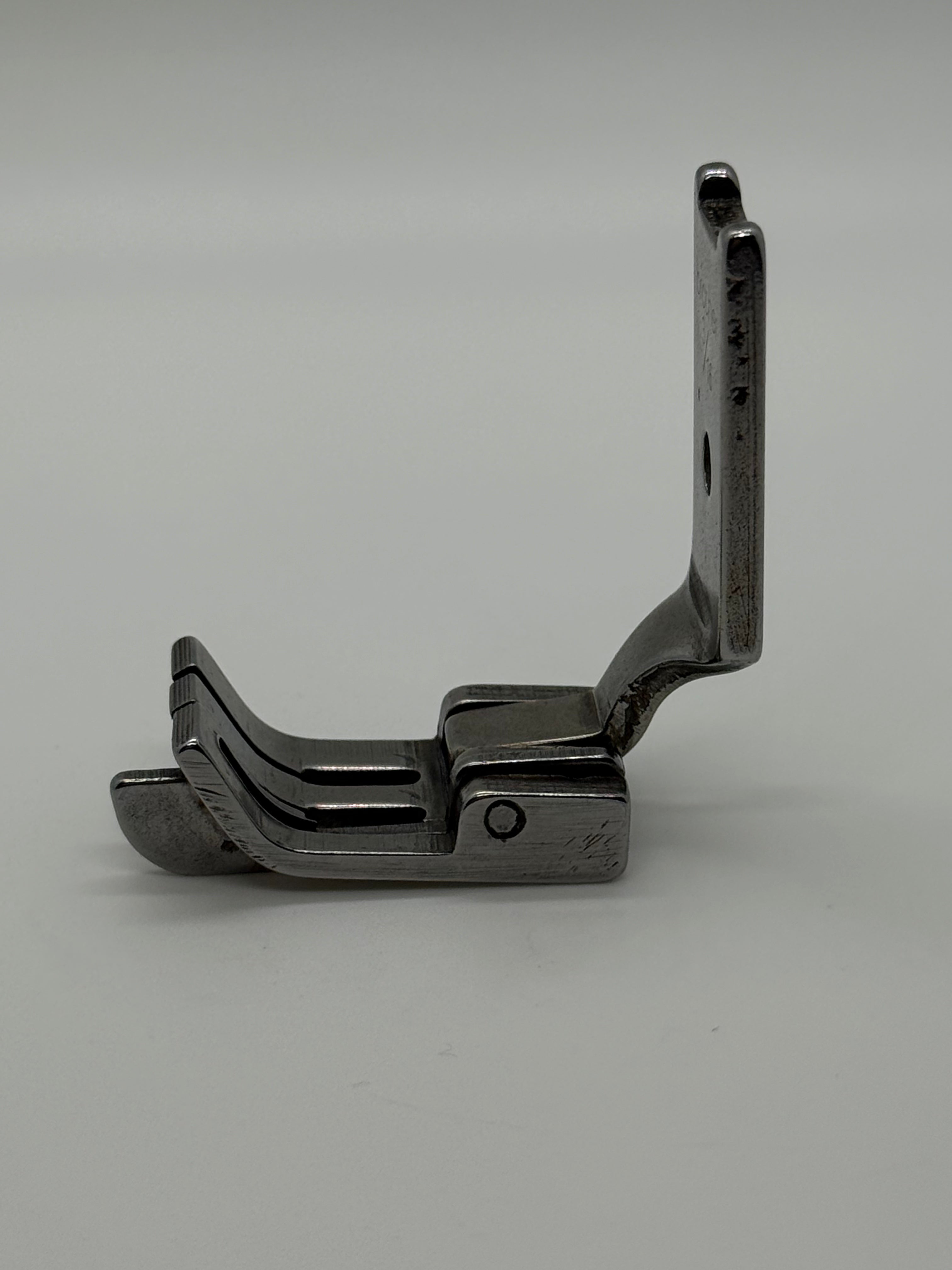 Presser Foot - Industrial Sewing Machine Part S570 3 16*1 32R