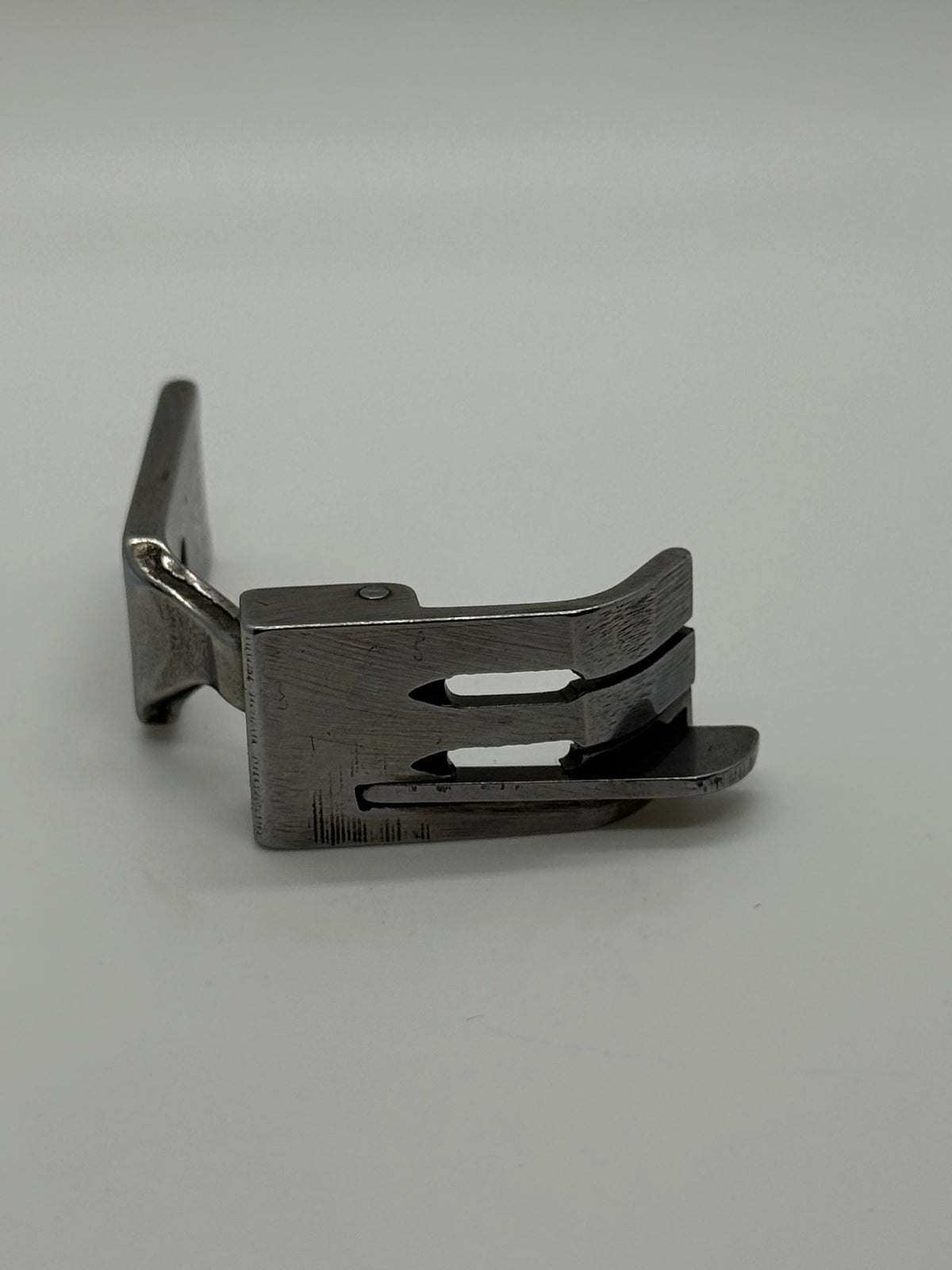 Presser Foot - Industrial Sewing Machine Part S570 3 16*1 32R