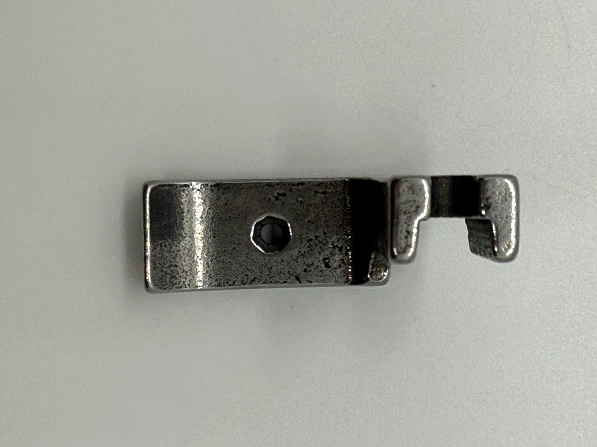 Piping Feet(Right) Good - Industrial Sewing Machine Part 36069R 3/16