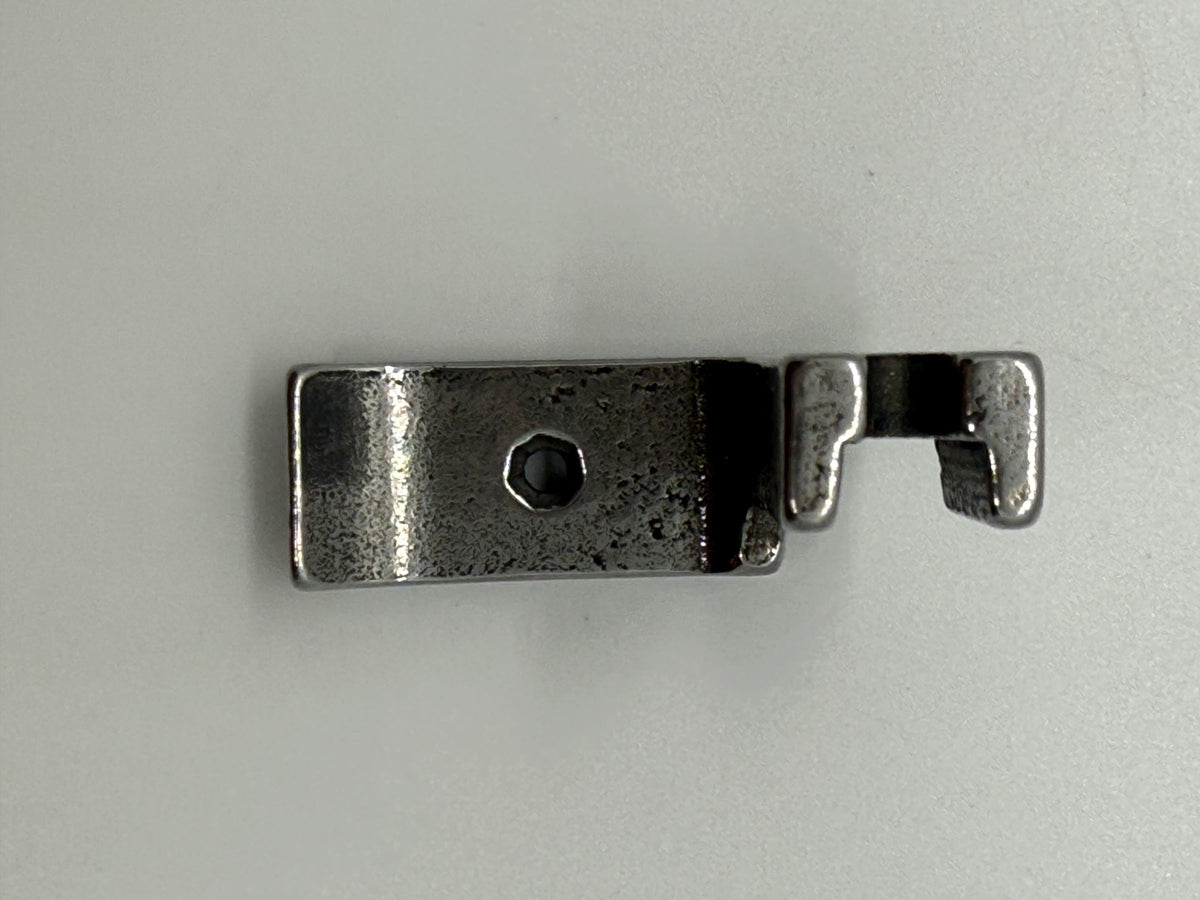 Piping Feet(Right) Good - Industrial Sewing Machine Part 36069R 3/16