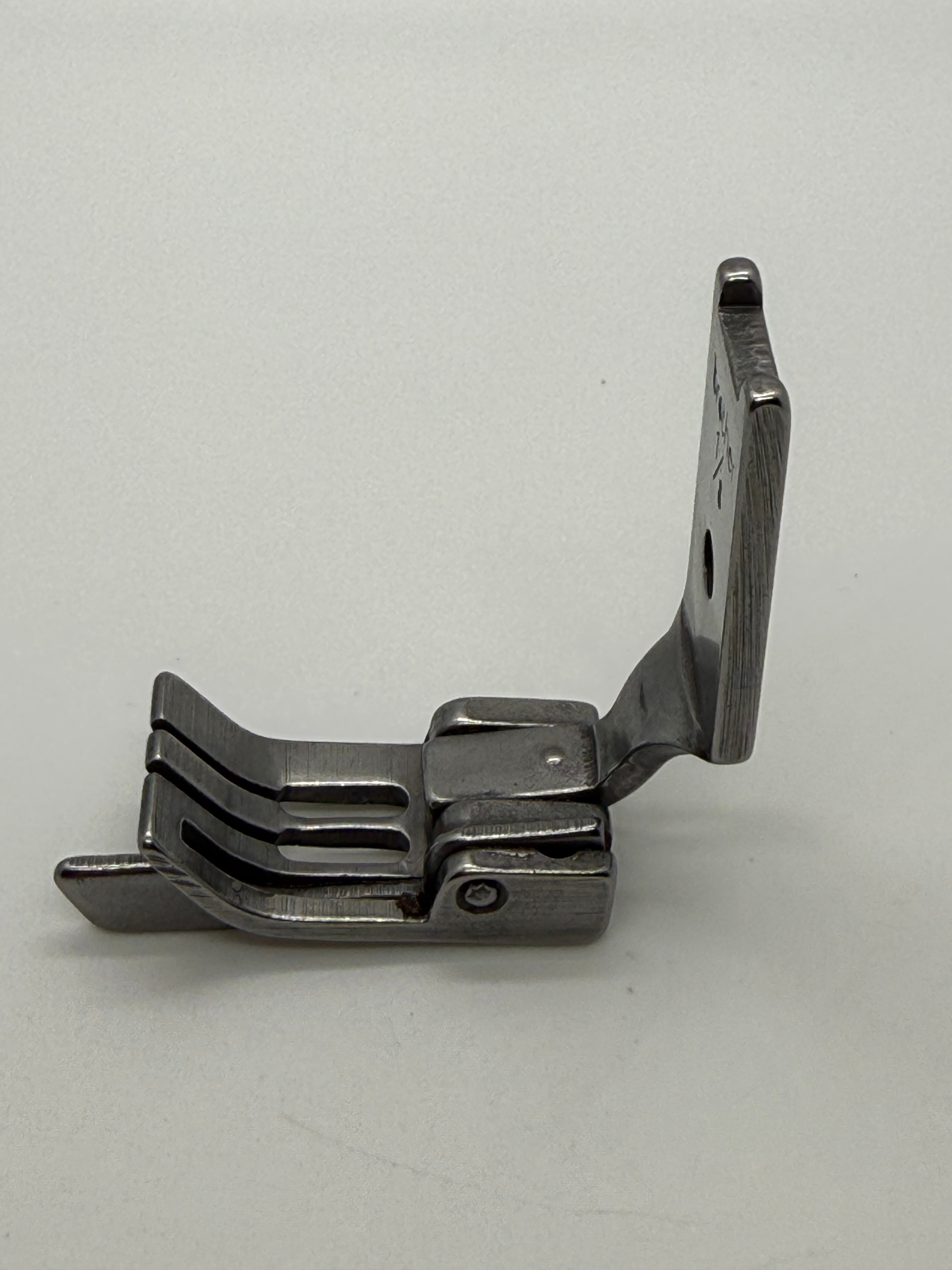 Presser Foot - Industrial Sewing Machine Part S570 1 8*1 16R