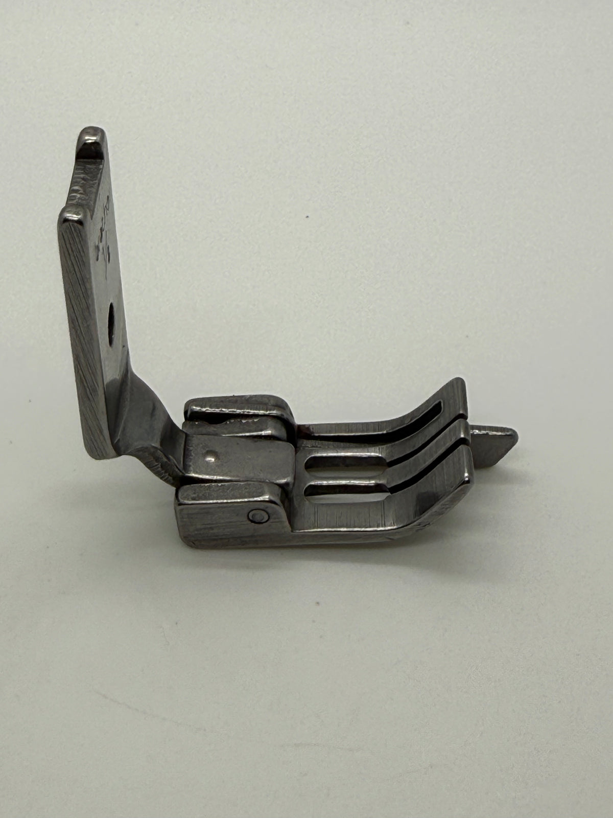Presser Foot - Industrial Sewing Machine Part S570 1 8*1 16R