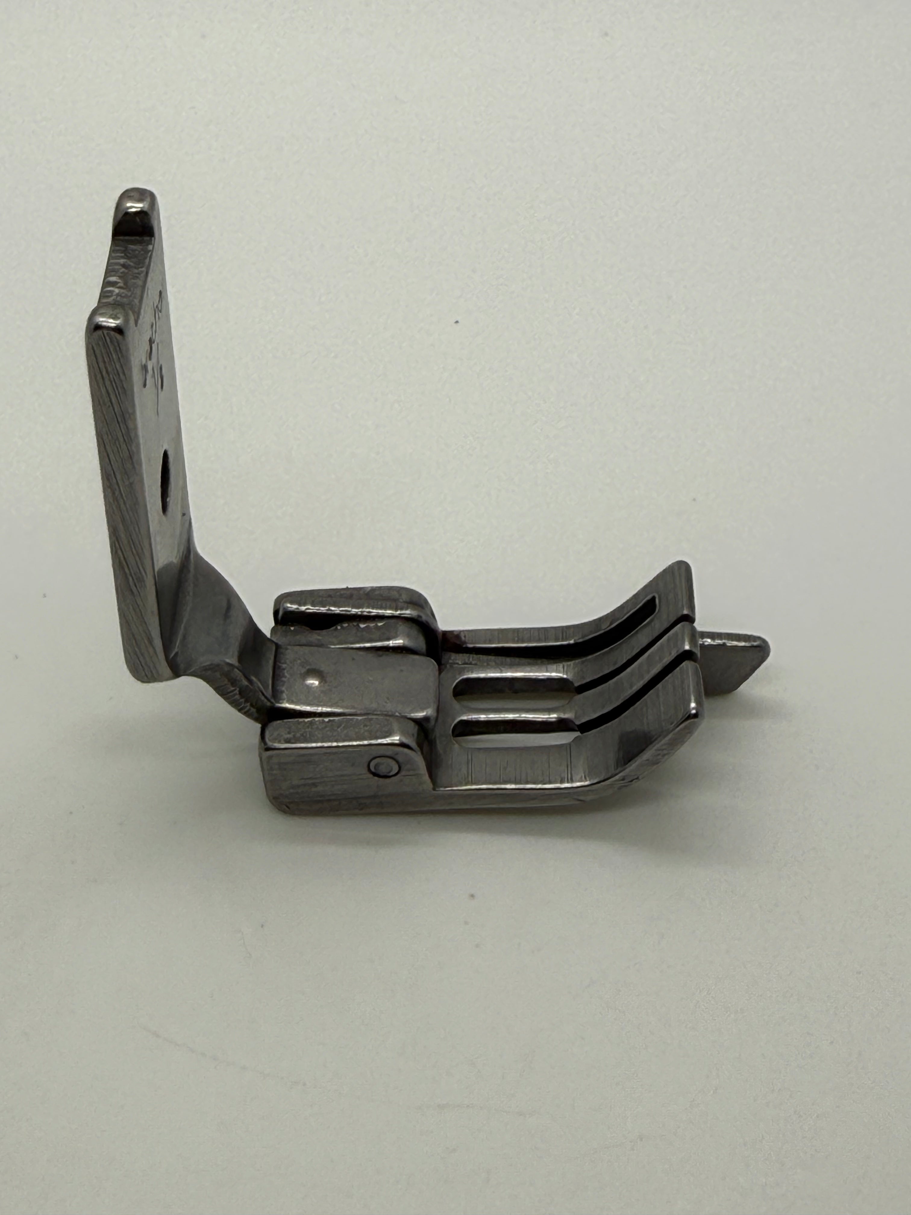 Presser Foot - Industrial Sewing Machine Part S570 1 8*1 16R