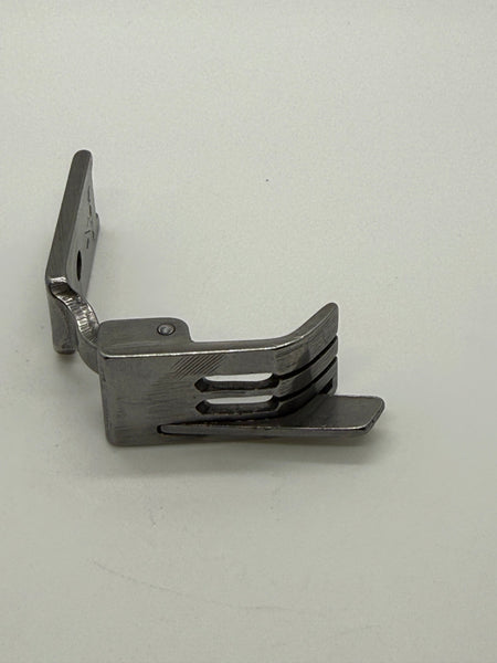 Presser Foot - Industrial Sewing Machine Part S570 1 8*1 16R