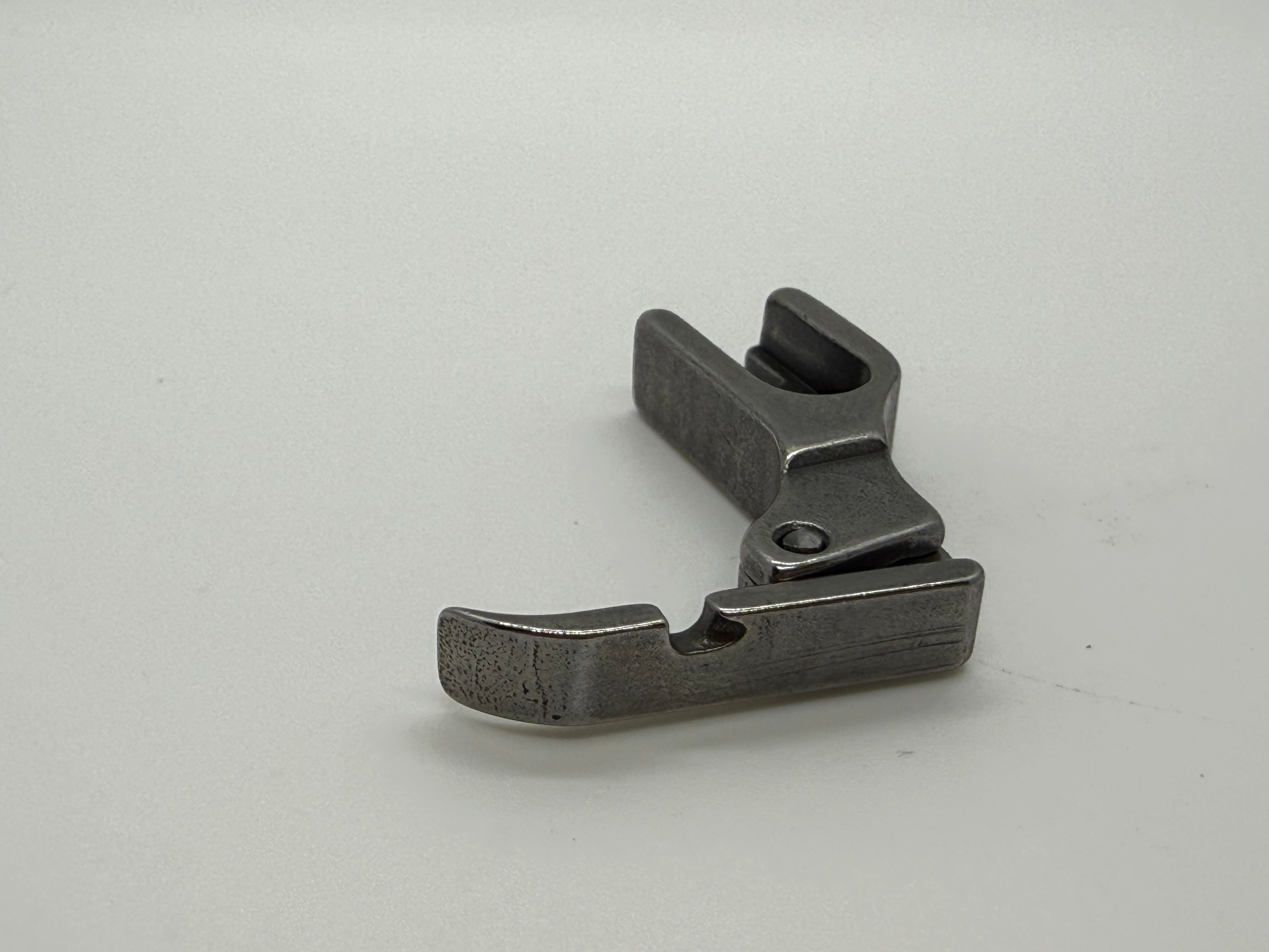 Presser Feet Right Good - Industrial Sewing Machine Part P36N 12435HN