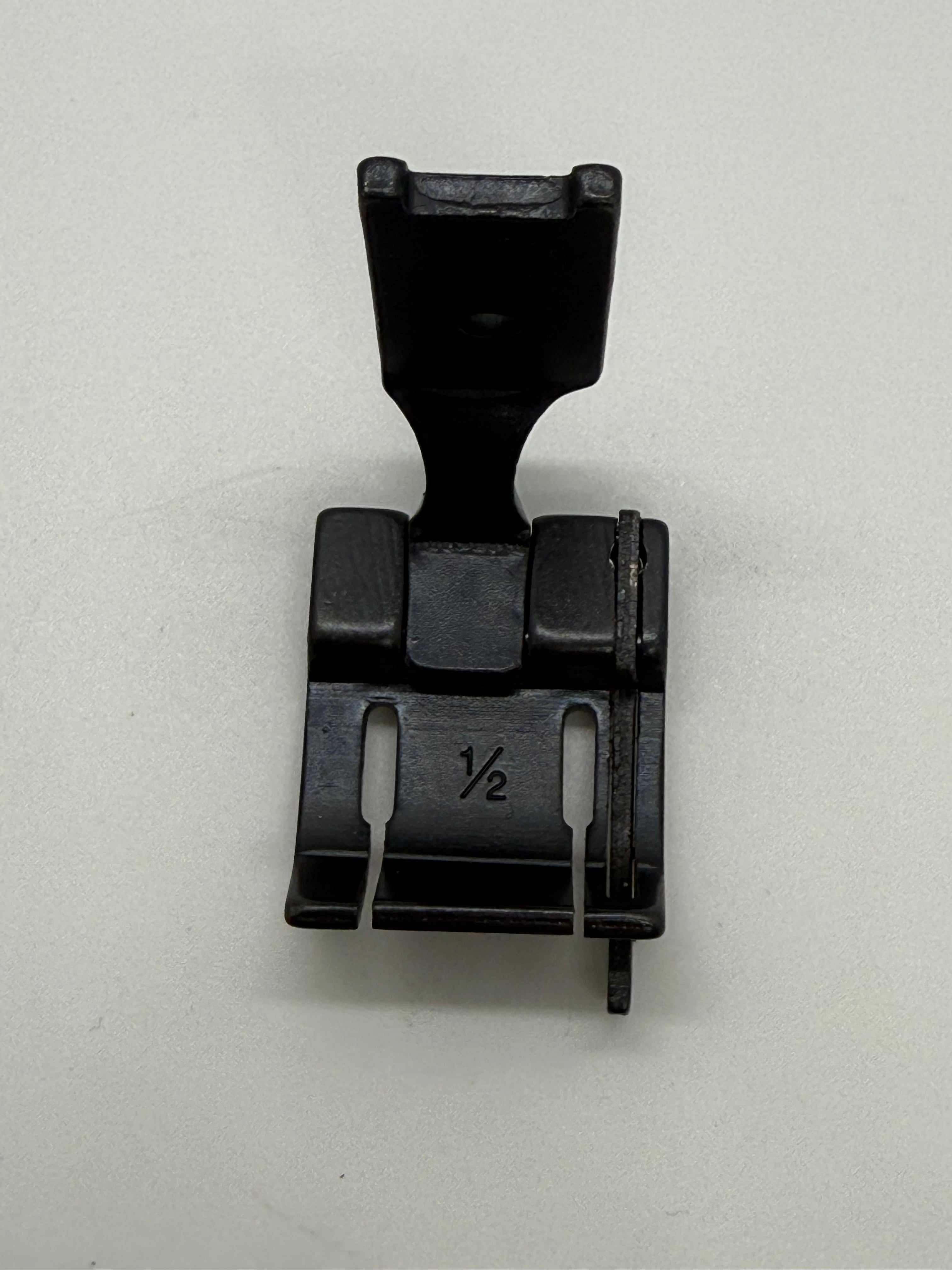 D/N Presser Foot - Industrial Sewing Machine Part S570 1 2*1 16R