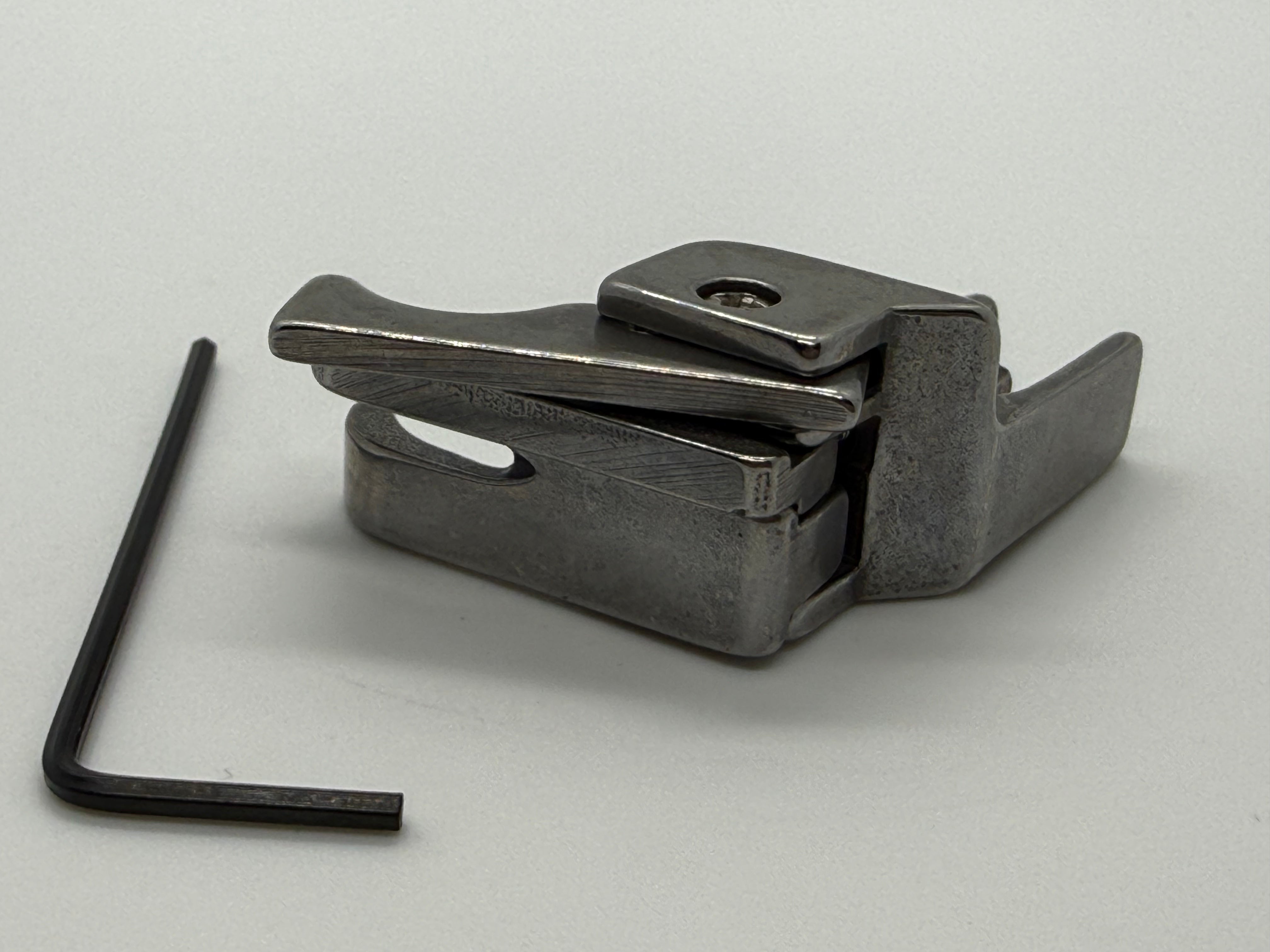 Presser Foot - Industrial Sewing Machine Part 211-13