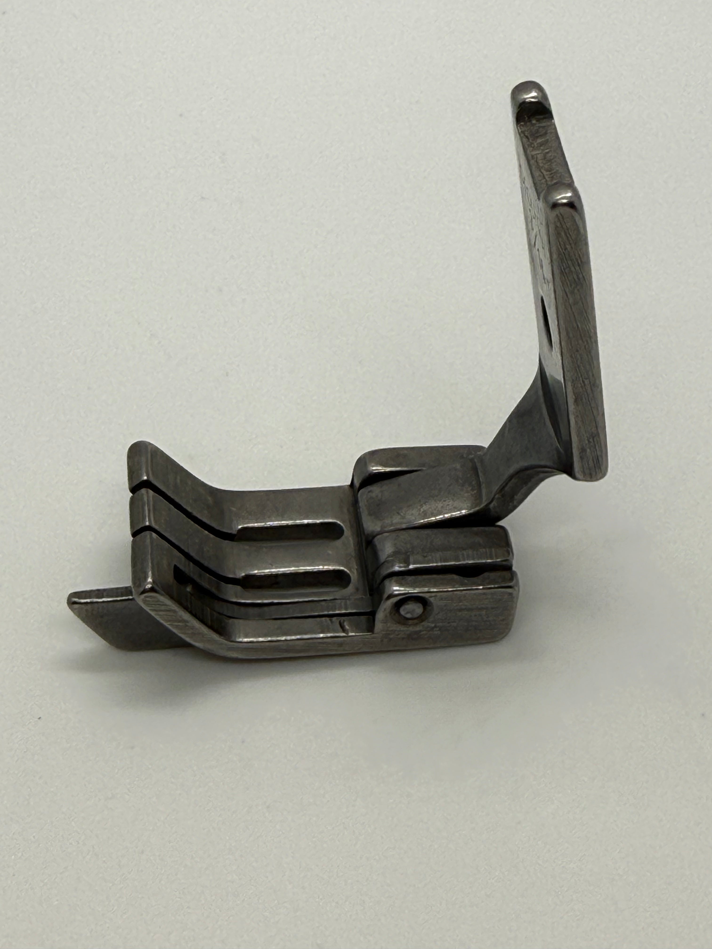 Presser Foot - Industrial Sewing Machine Part S570 3 16*1 16R
