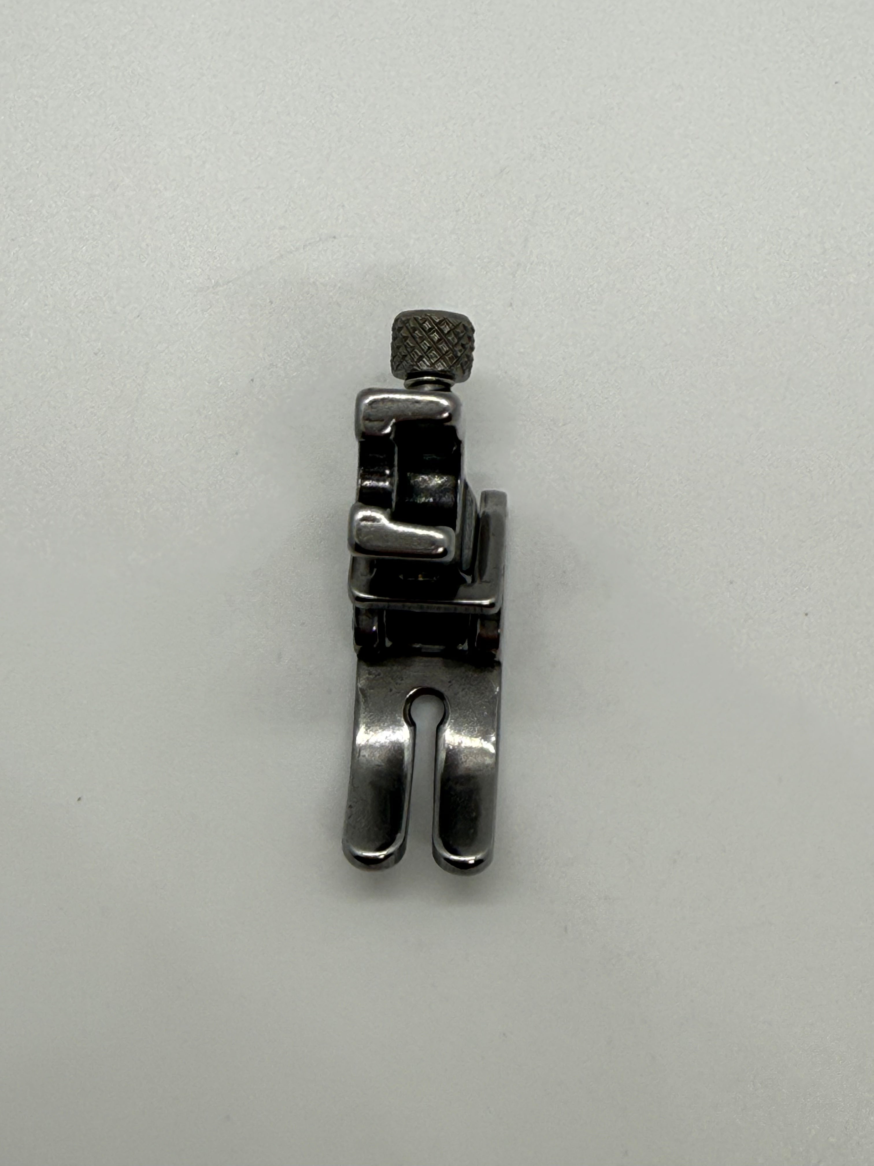 Presser Foot Good - Industrial Sewing Machine Part P952 ,A