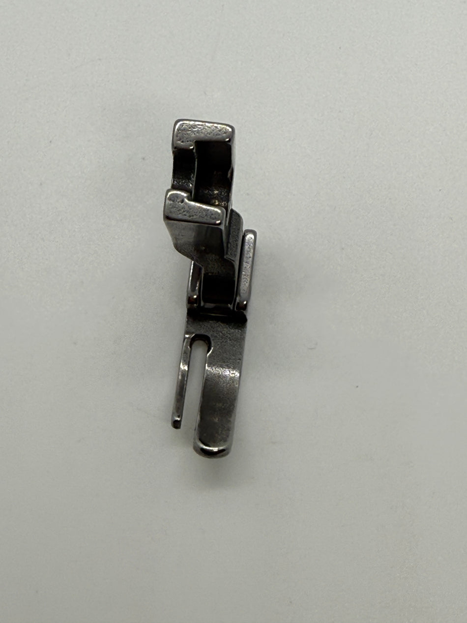 Hinged Feet <Narrow> - Industrial Sewing Machine Part P360