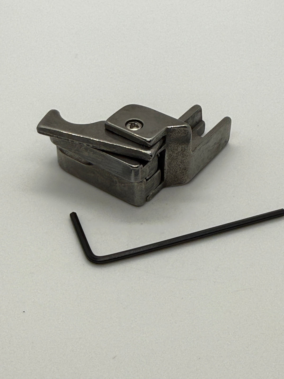 Presser Foot - Industrial Sewing Machine Part 211-14