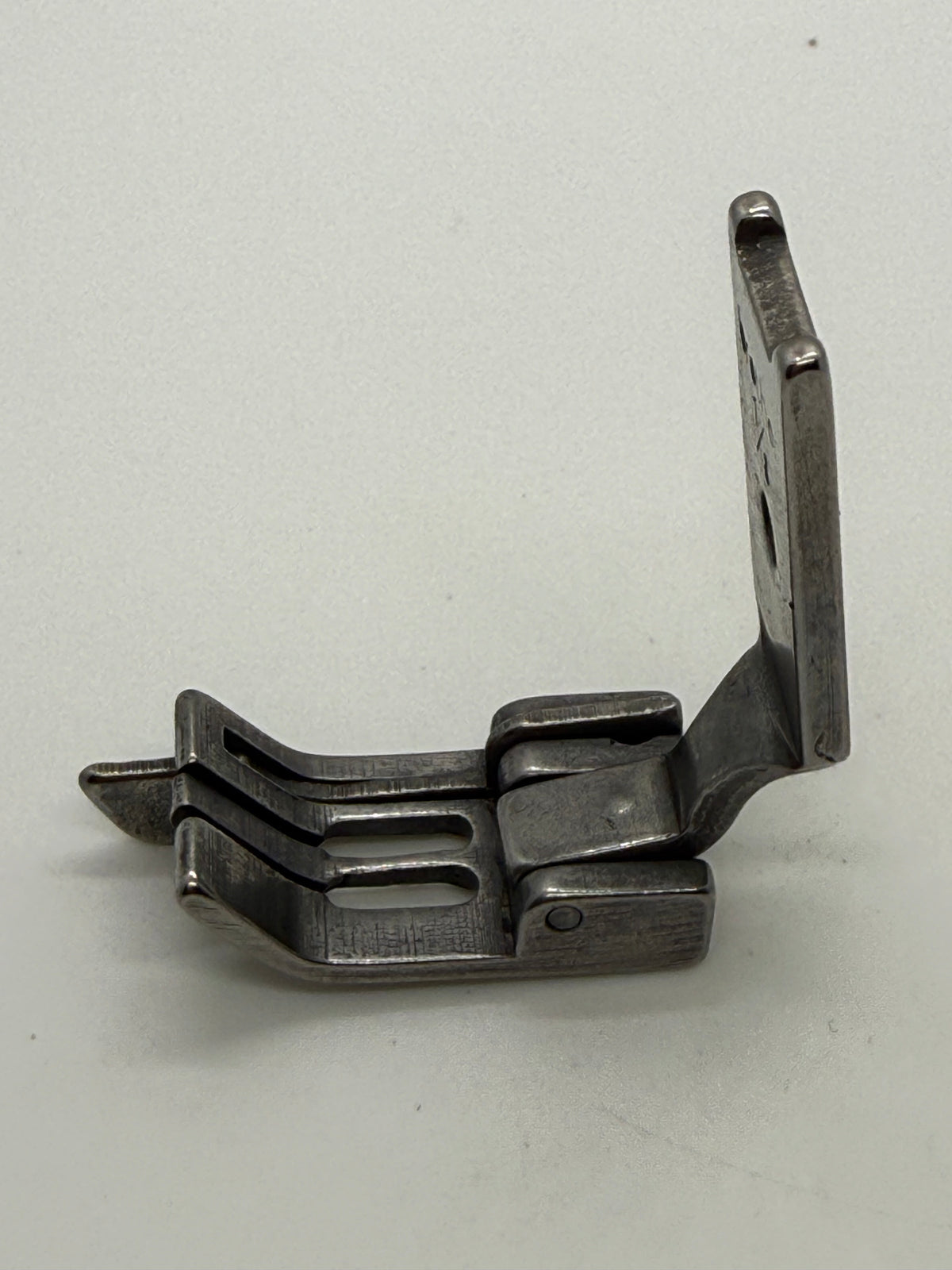 Presser Foot - Industrial Sewing Machine Part S570 1 8*1 16L