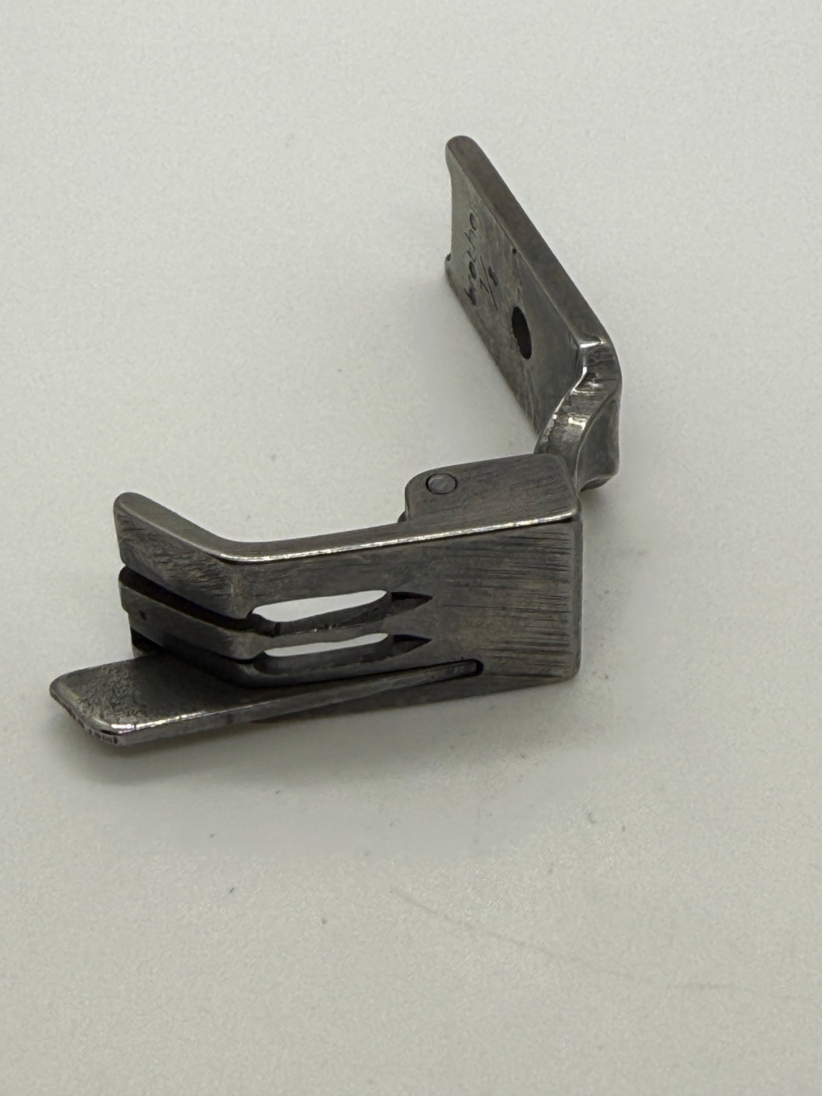 Presser Foot - Industrial Sewing Machine Part S570 1 8*1 16L