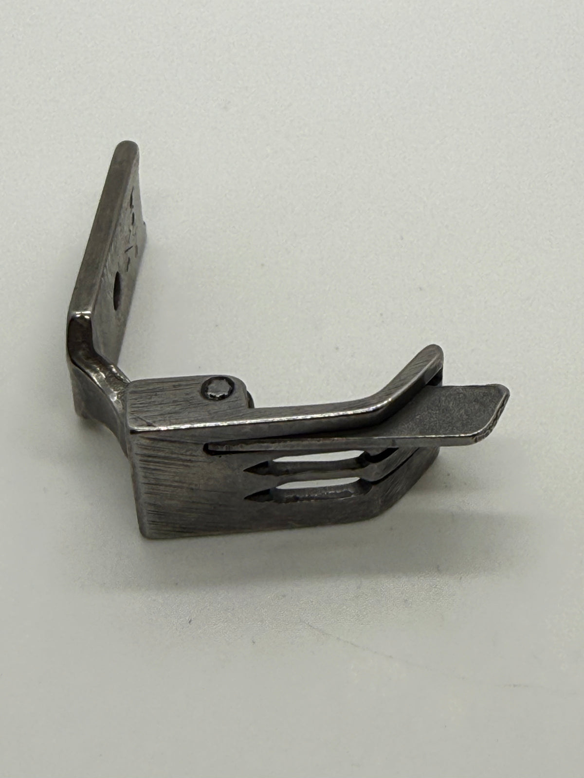Presser Foot - Industrial Sewing Machine Part S570 1 8*1 16L