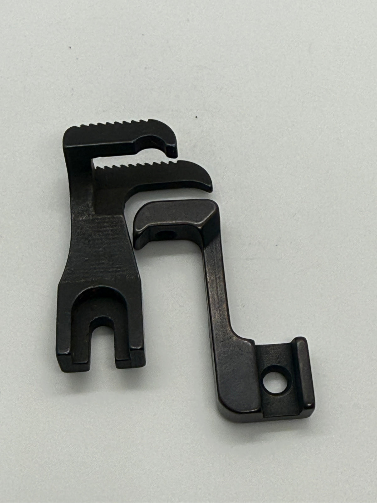 Presser Foot - Industrial Sewing Machine Part DY340B 3.5MM