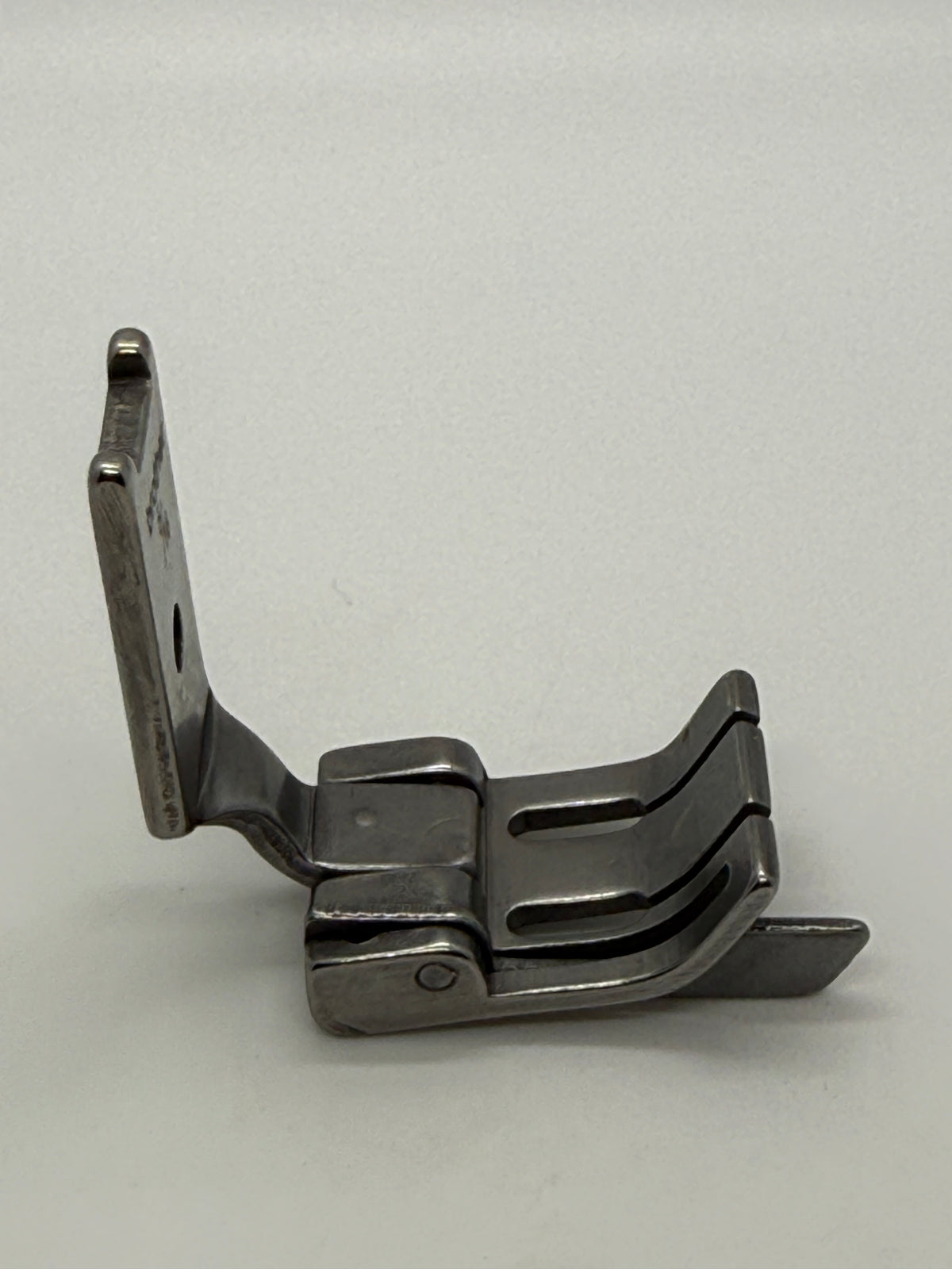 Brassiere Presser Fo - Industrial Sewing Machine Part S570 5 16*1 16L