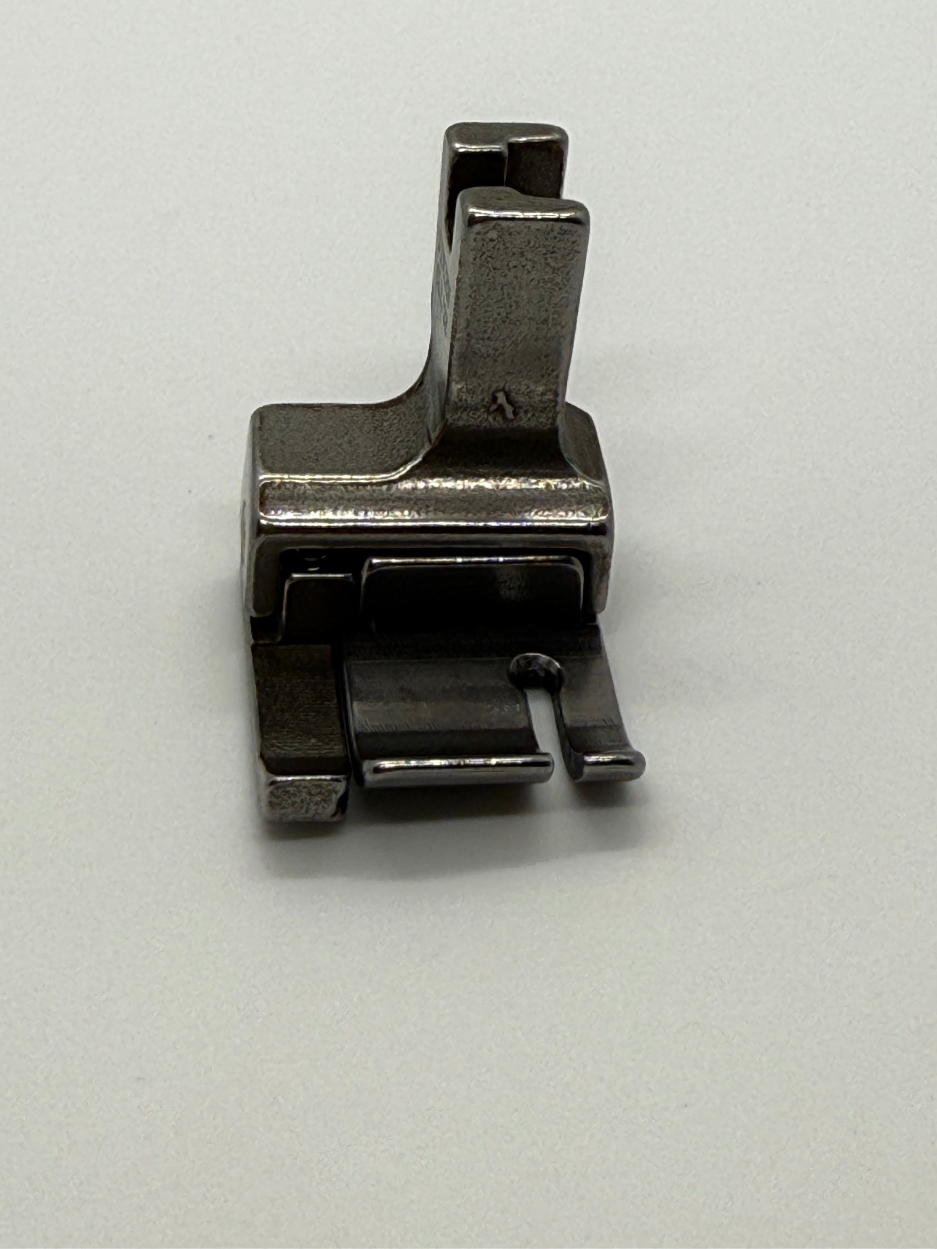 Presser Foot(Good) - Industrial Sewing Machine Part CL1 2E 228L