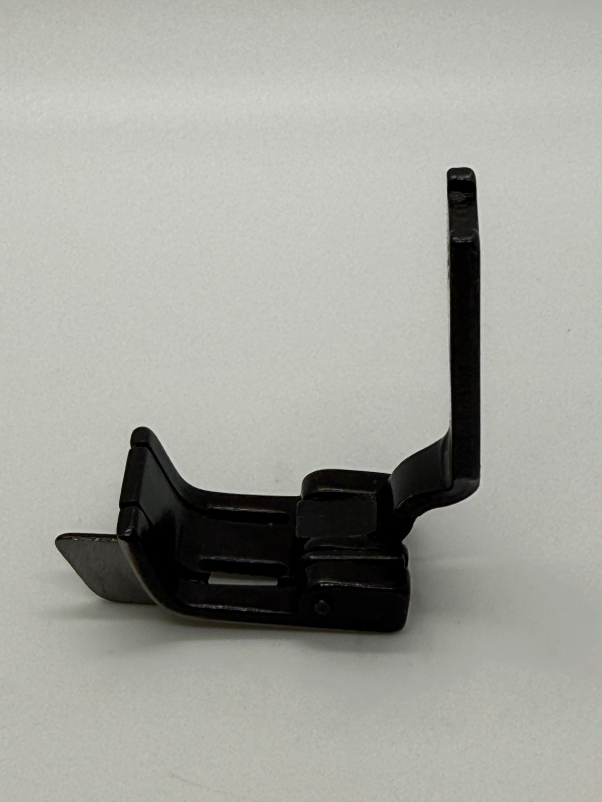 Presser Foot - Industrial Sewing Machine Part S570 5 16*1 32R