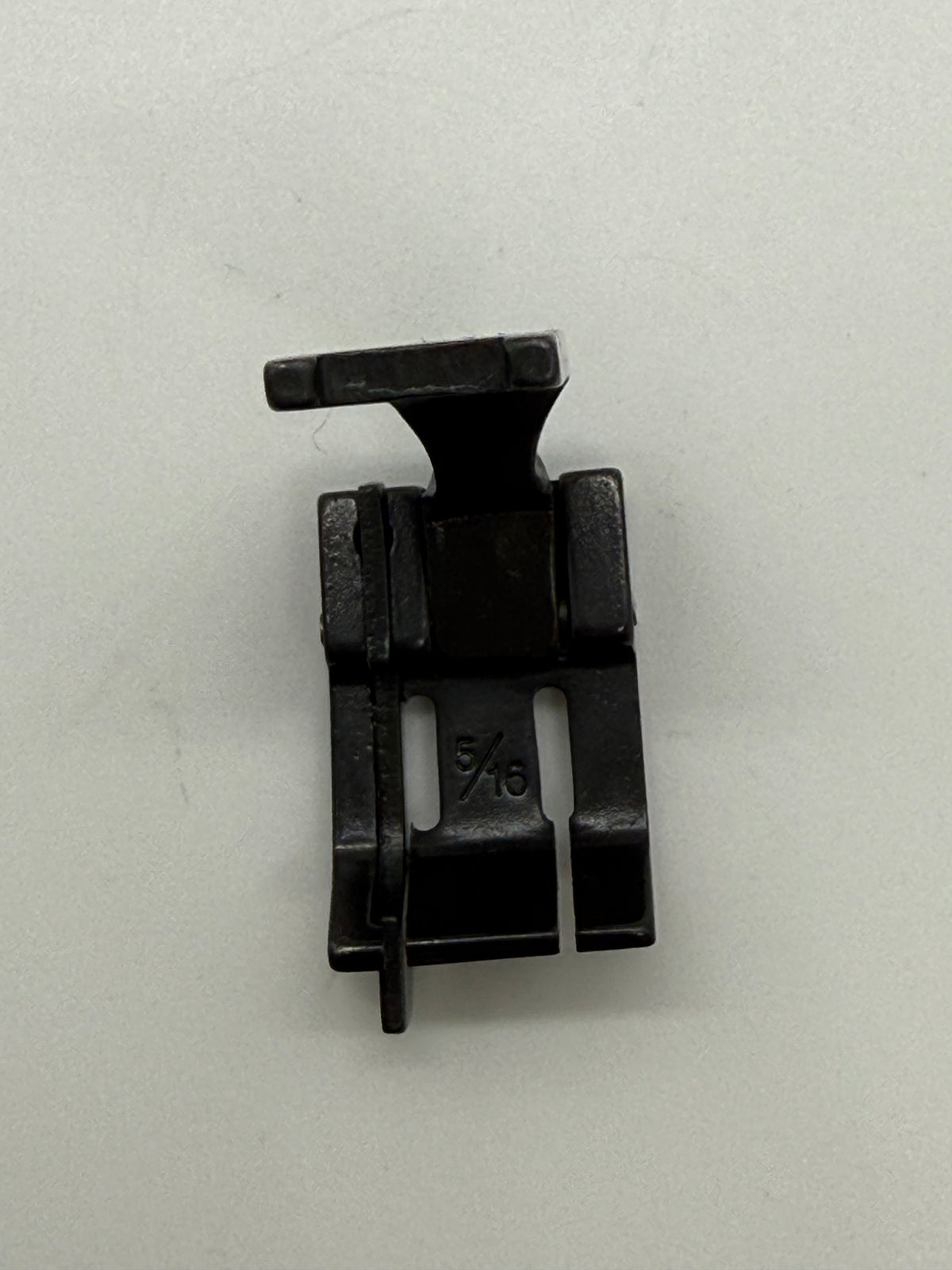 Presser Foot - Industrial Sewing Machine Part S570 5 16*1 32L