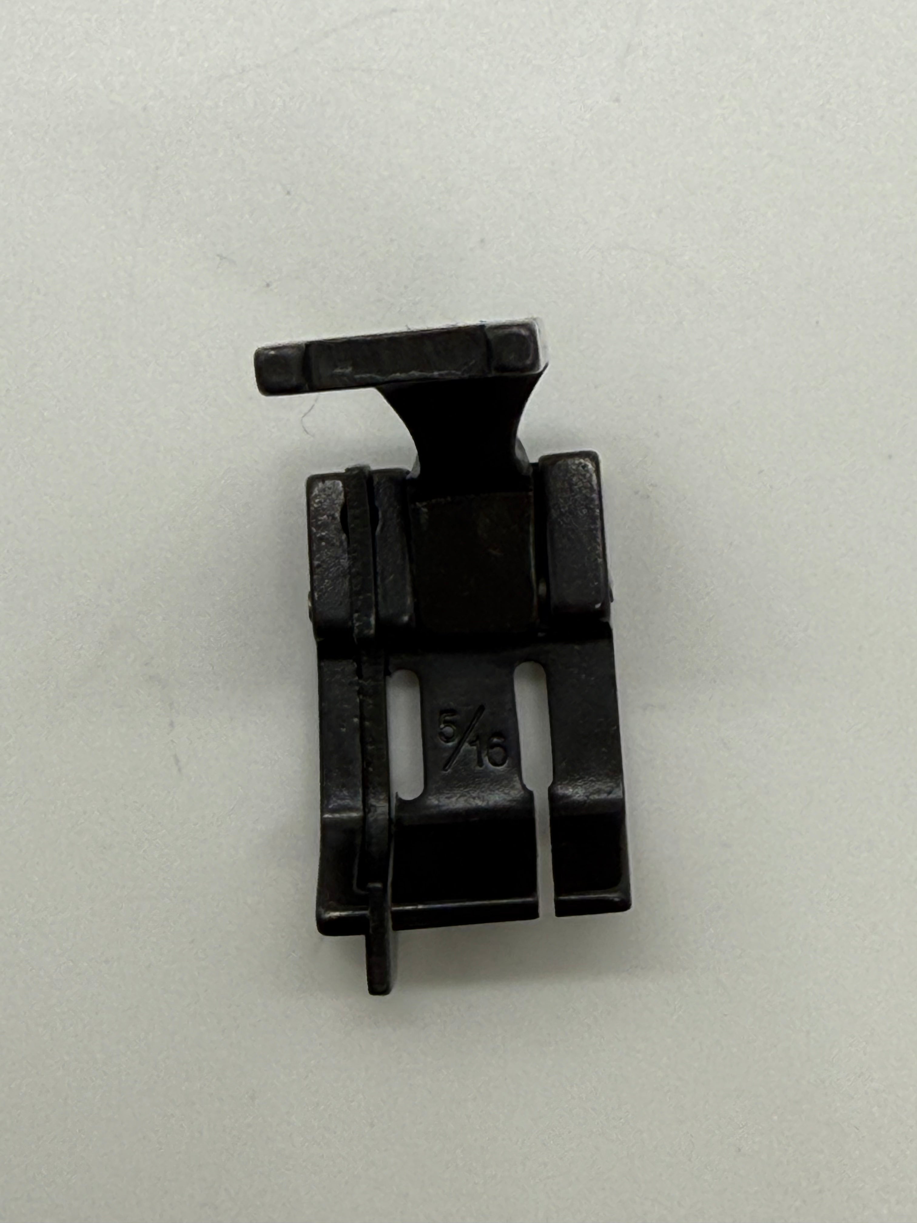 Presser Foot - Industrial Sewing Machine Part S570 5 16*1 32L