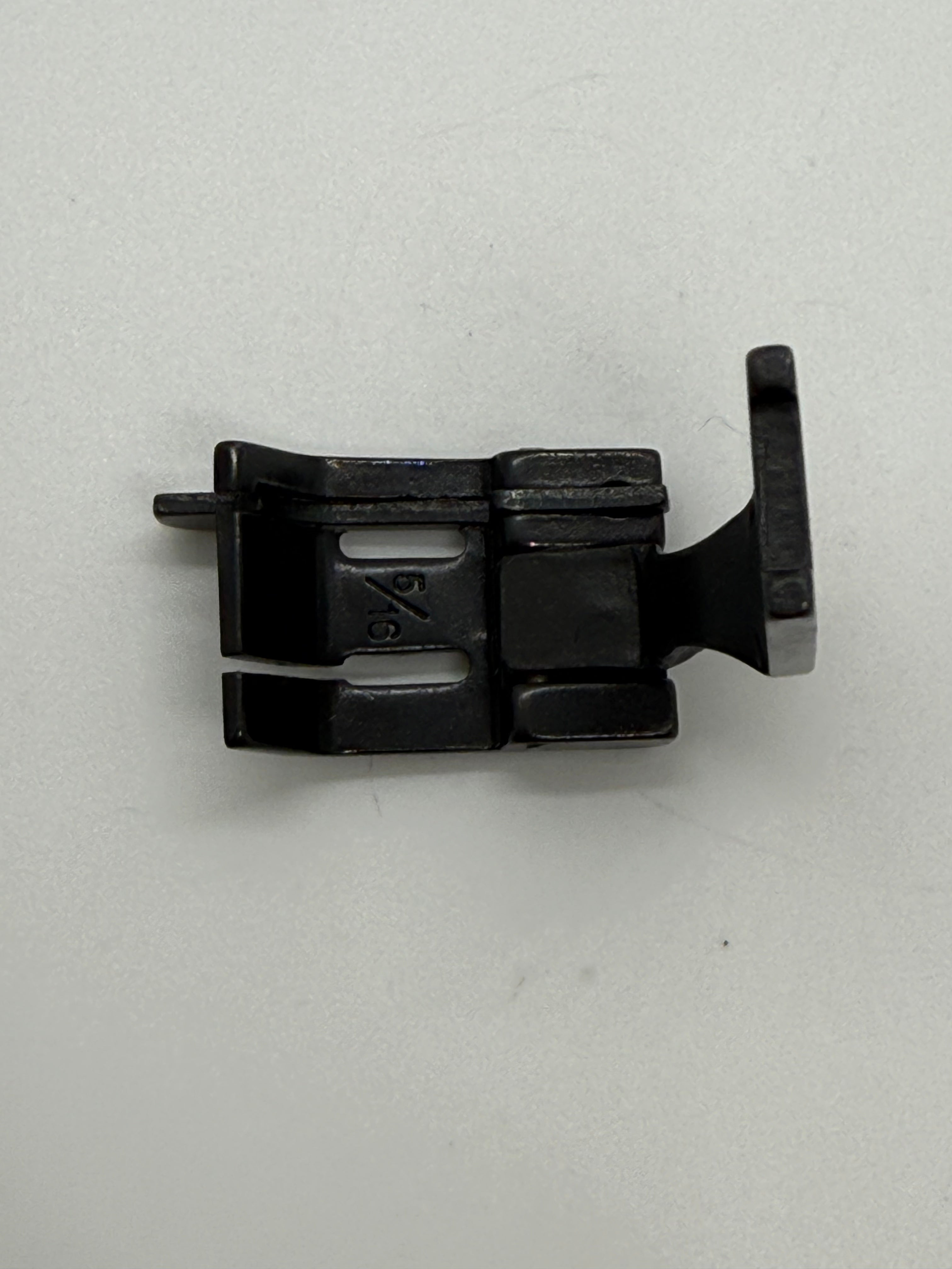 Presser Foot - Industrial Sewing Machine Part S570 5 16*1 32L