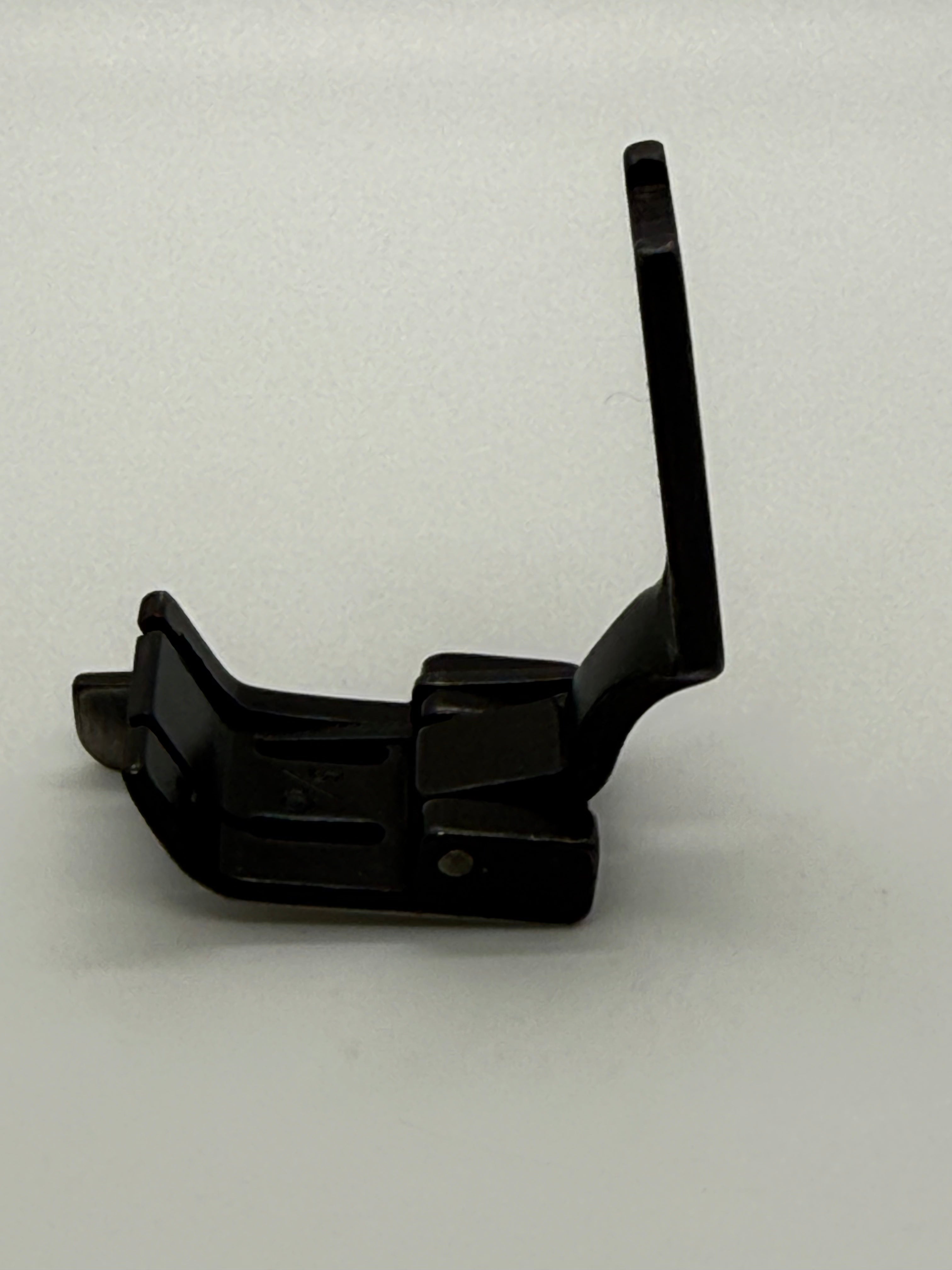 Presser Foot - Industrial Sewing Machine Part S570 5 16*1 32L