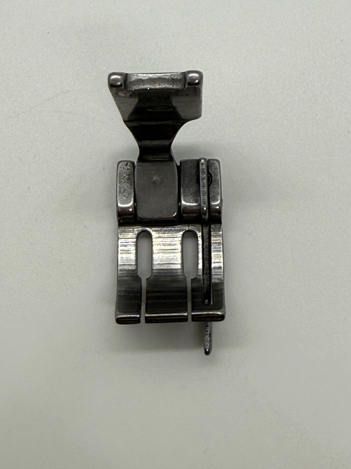 Presser Foot - Industrial Sewing Machine Part S570L 1 4*1 32L